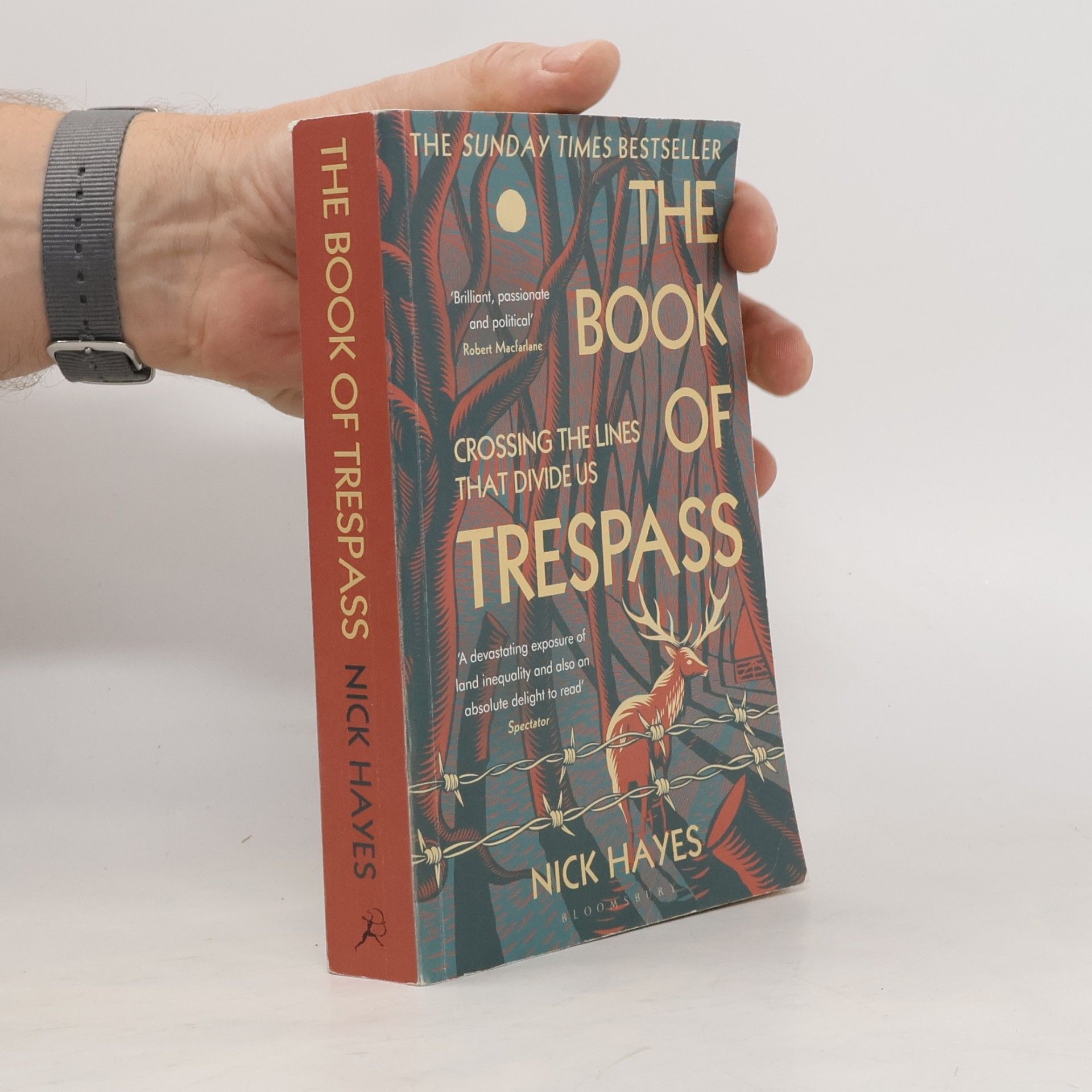 Nick Hayes The book of trespass. Crossing the lines that divide us
