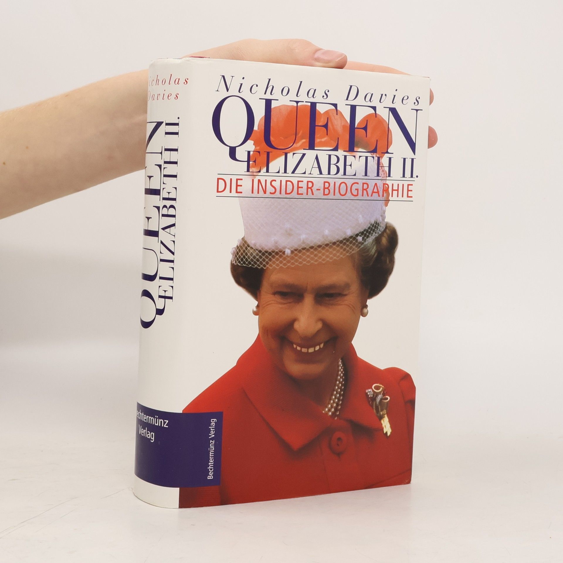 Nicholas Davies Queen Elizabeth II