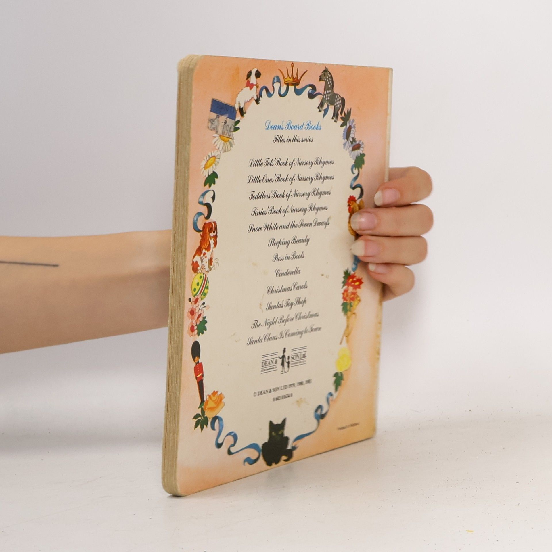 Little Ones' Book of Nursery Rhymes