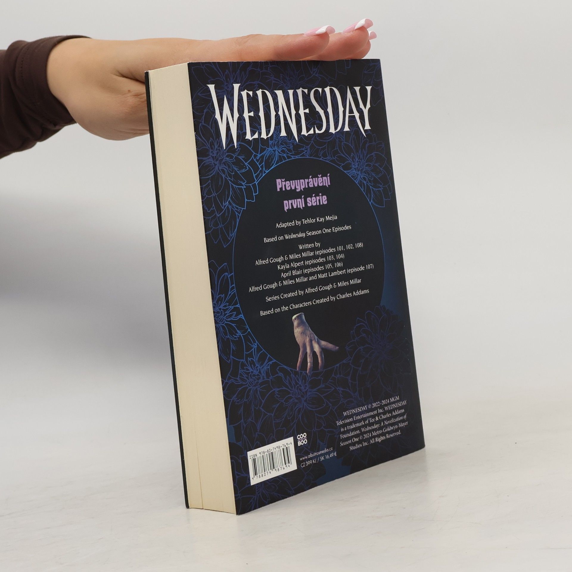 Tehlor Kay Mejia Wednesday: Převyprávění první série