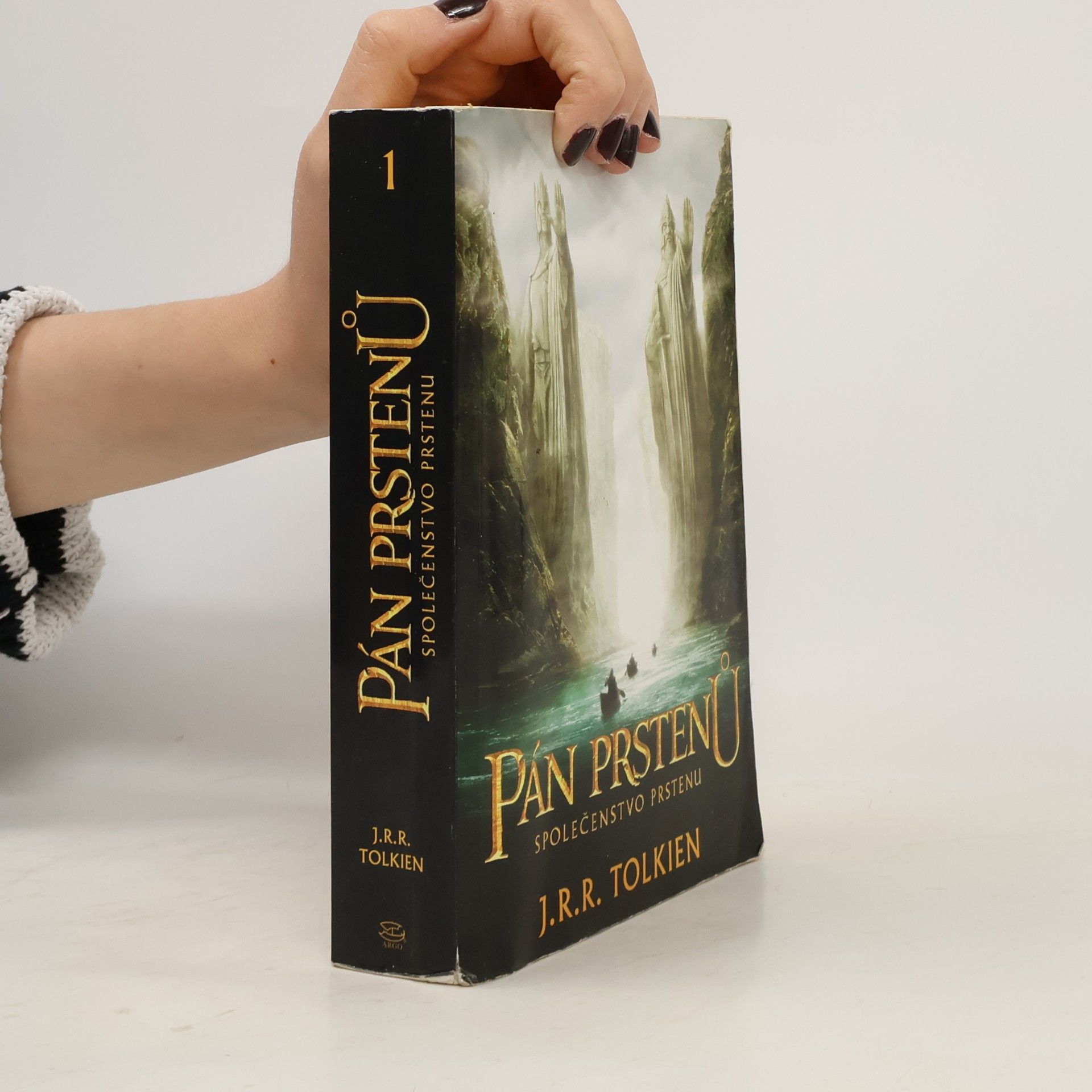 John Ronald Reuel Tolkien Pán prstenů. Společenstvo prstenu