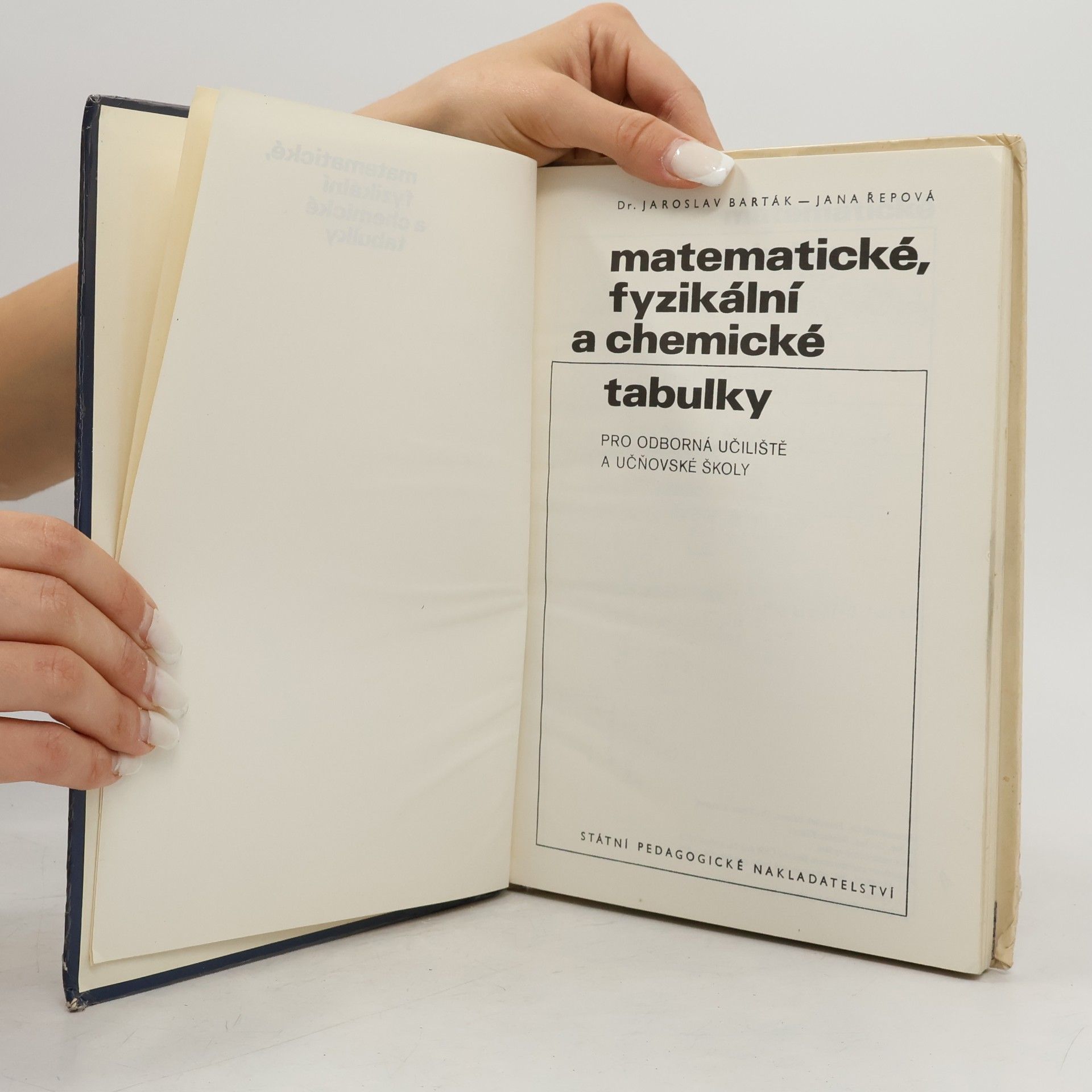 Autores varios Matematické, fyzikální a chemické tabulky pro OU a UŠ