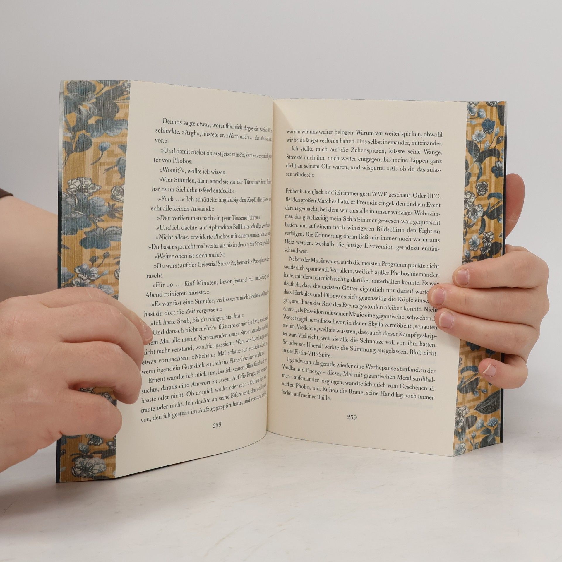 Emily Bähr Tainted Vows – Gods of New Olympia