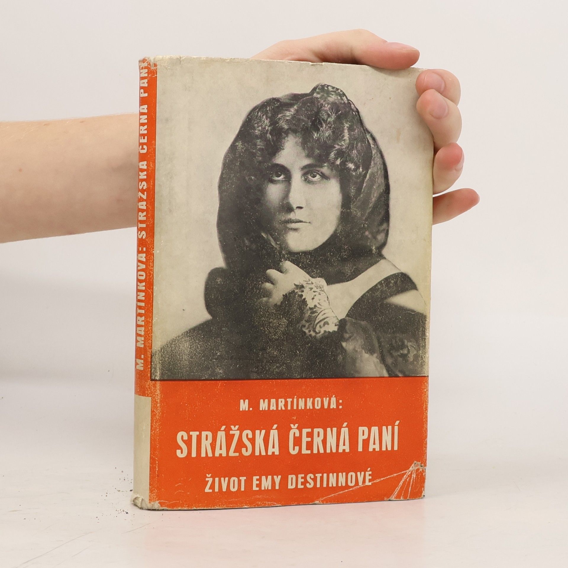 M. Martínková Život E. Destinové