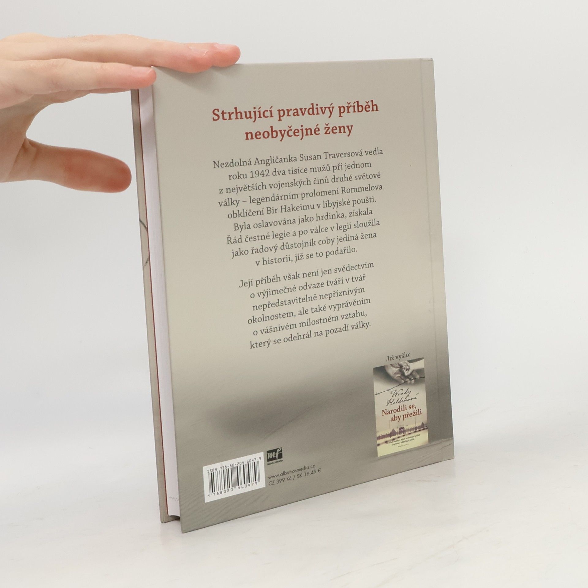 Susan Travers Zítřek patří statečným