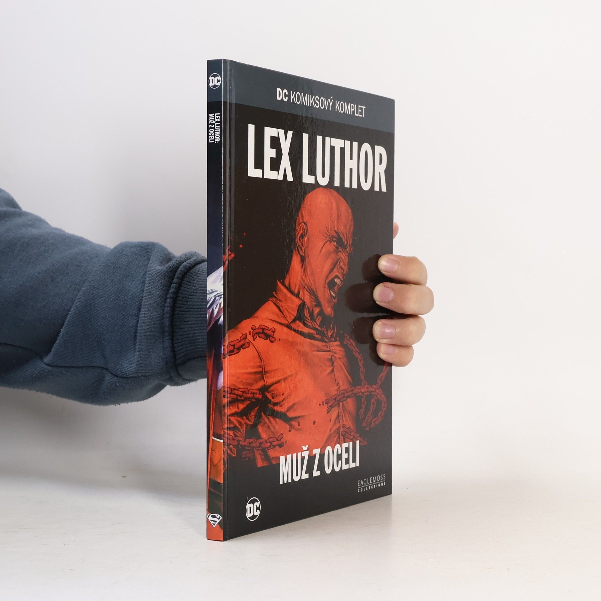 neuveden Lex Luthor. Muž z oceli