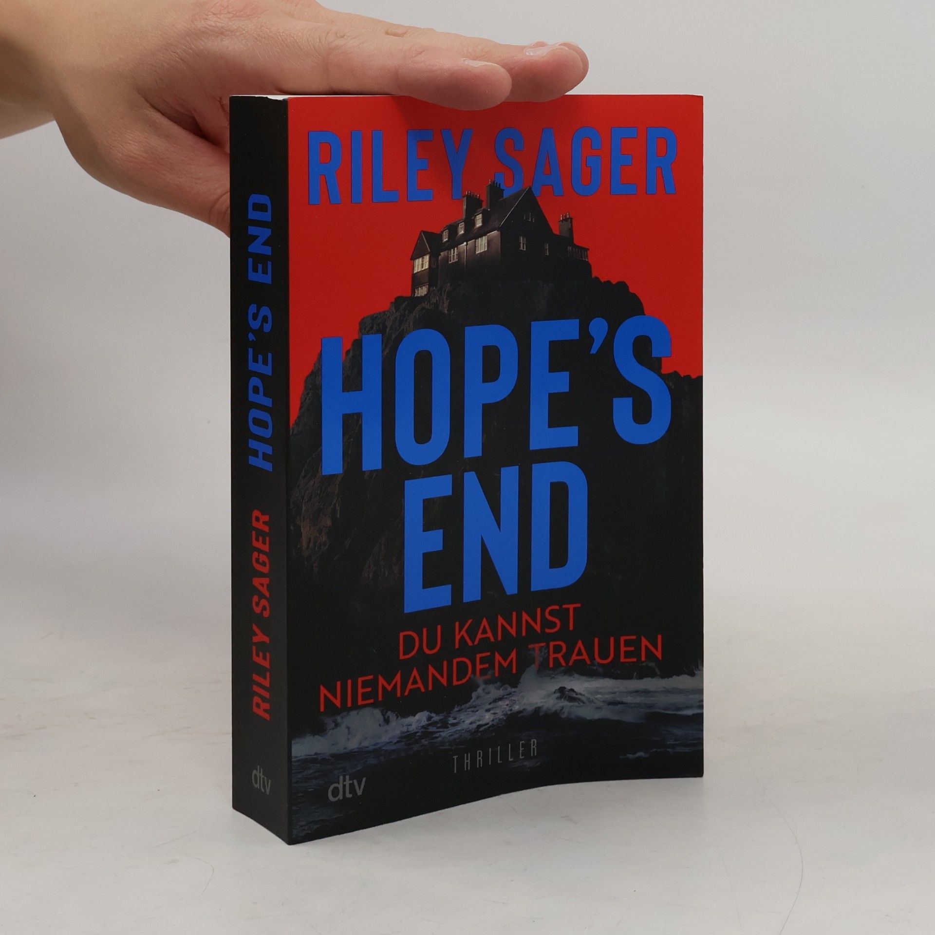 Riley Sager Hope's End