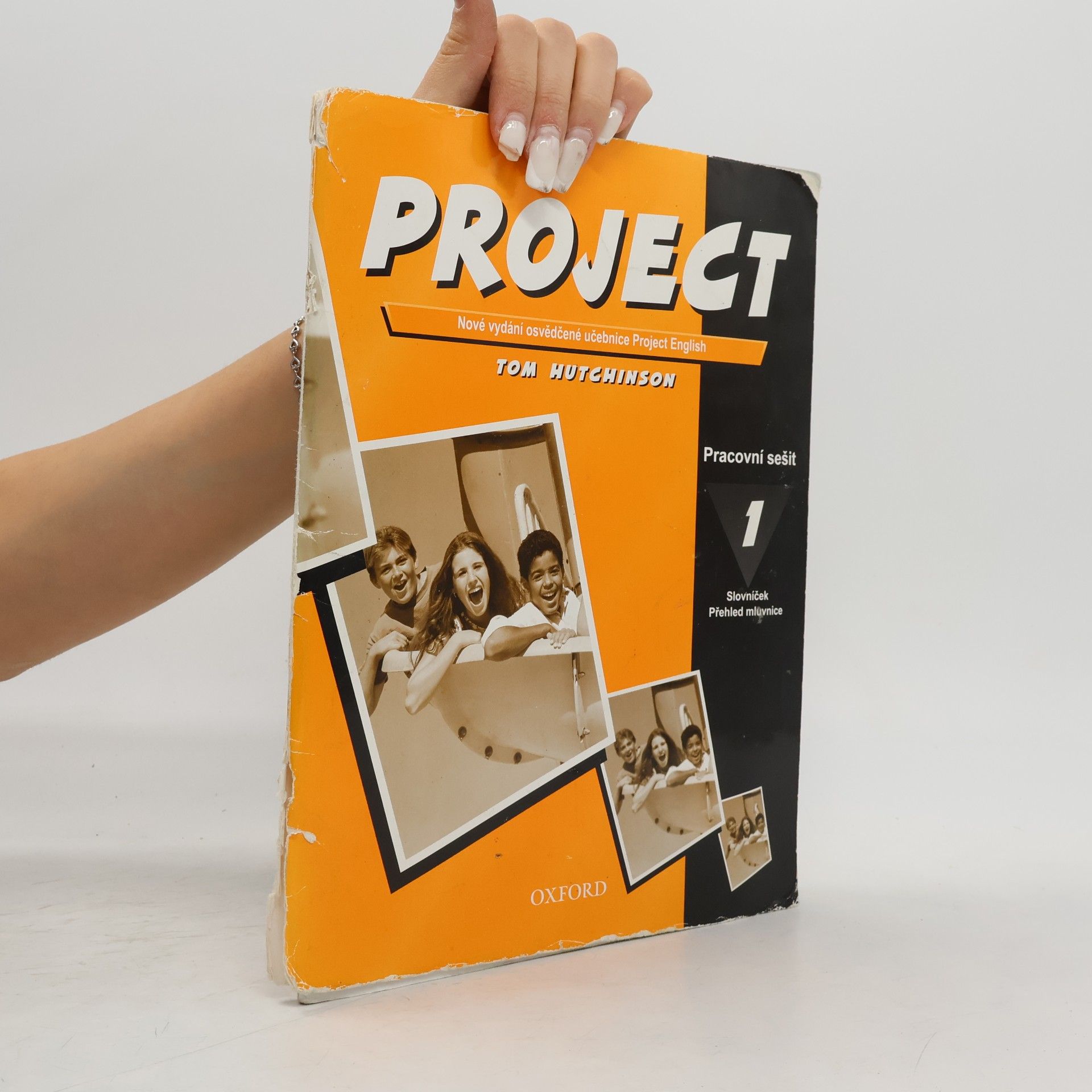 Tom Hutchinson Project 1 workbook czech edition