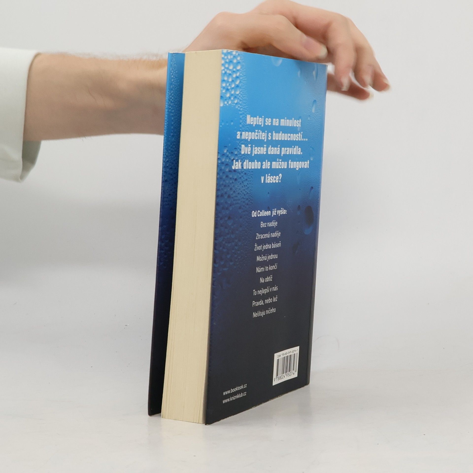 Colleen Hoover Odvrácená tvář lásky