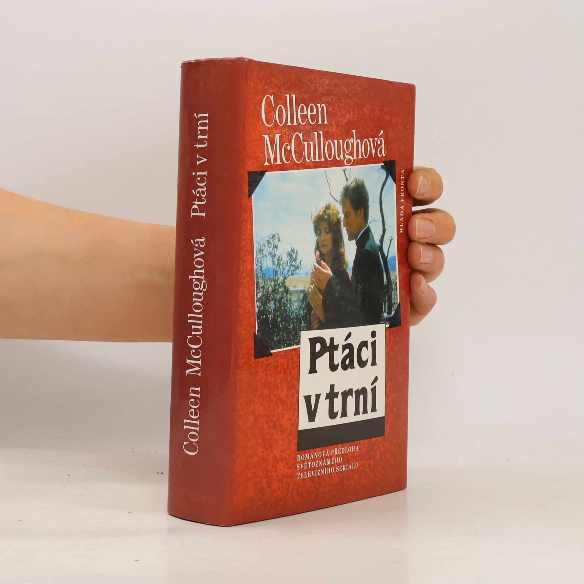 Colleen McCulloughová Ptáci v trní