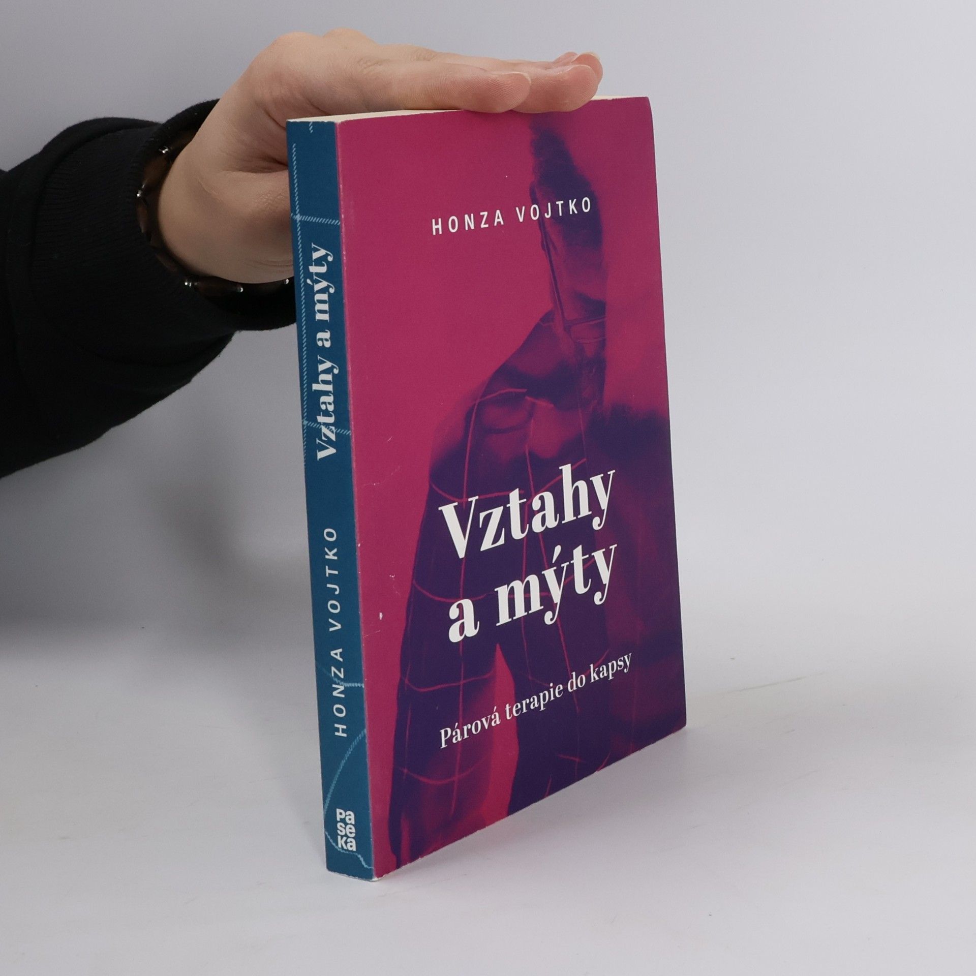 Jan Vojtko Vztahy a mýty