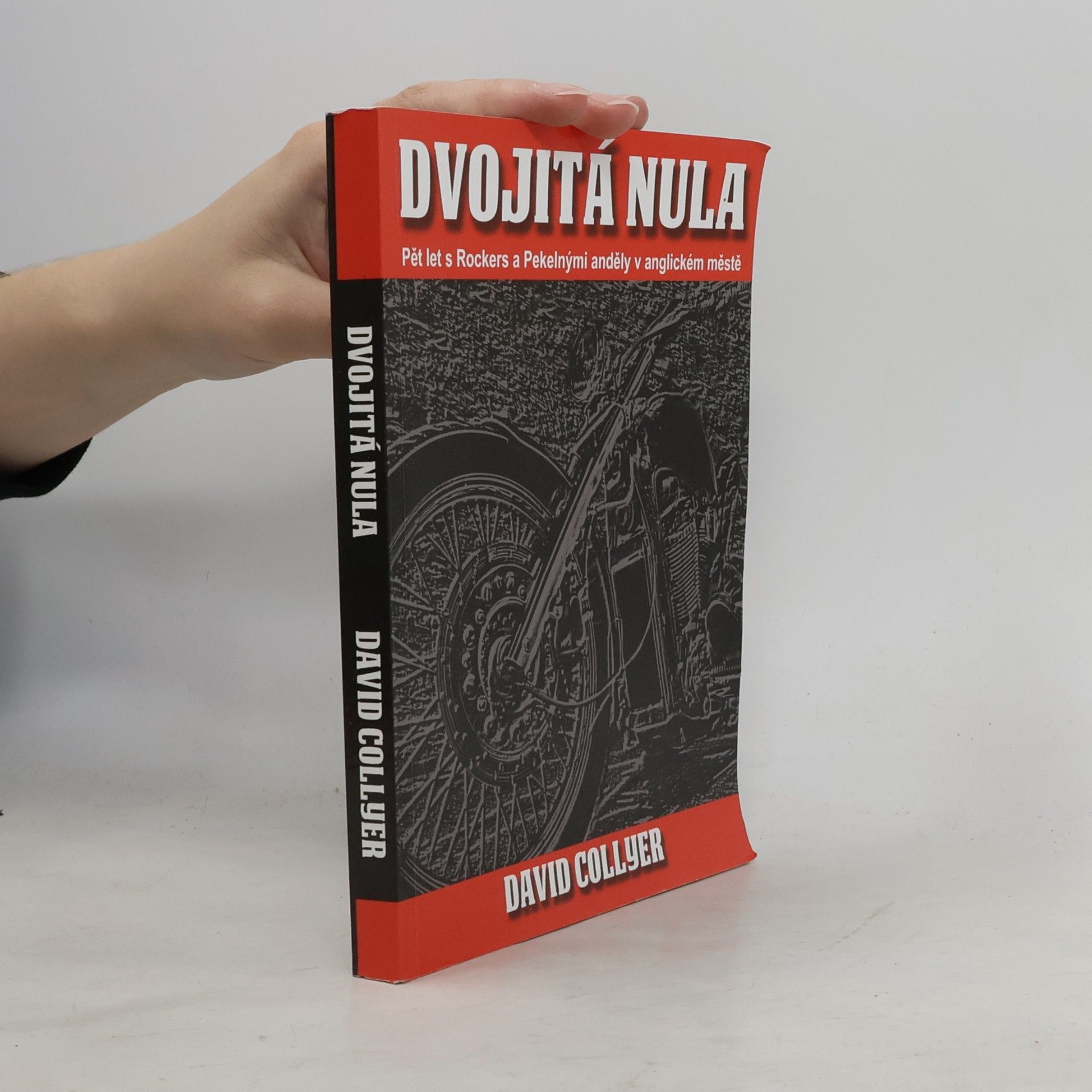 David Collyer Dvojitá nula