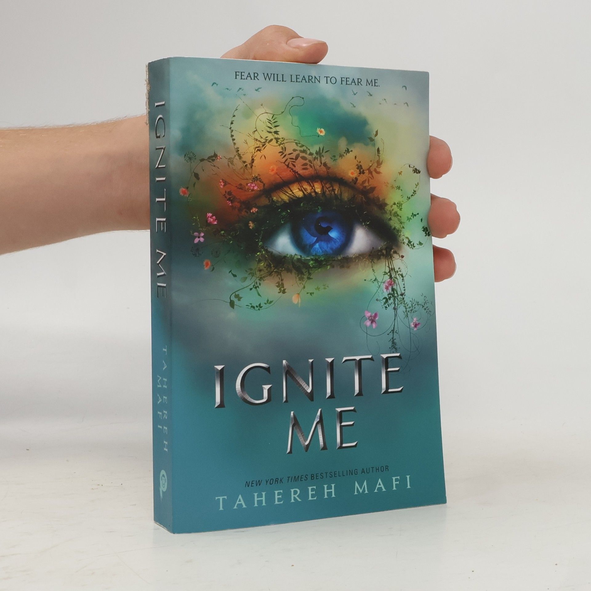 Тагере Мафі Ignite Me