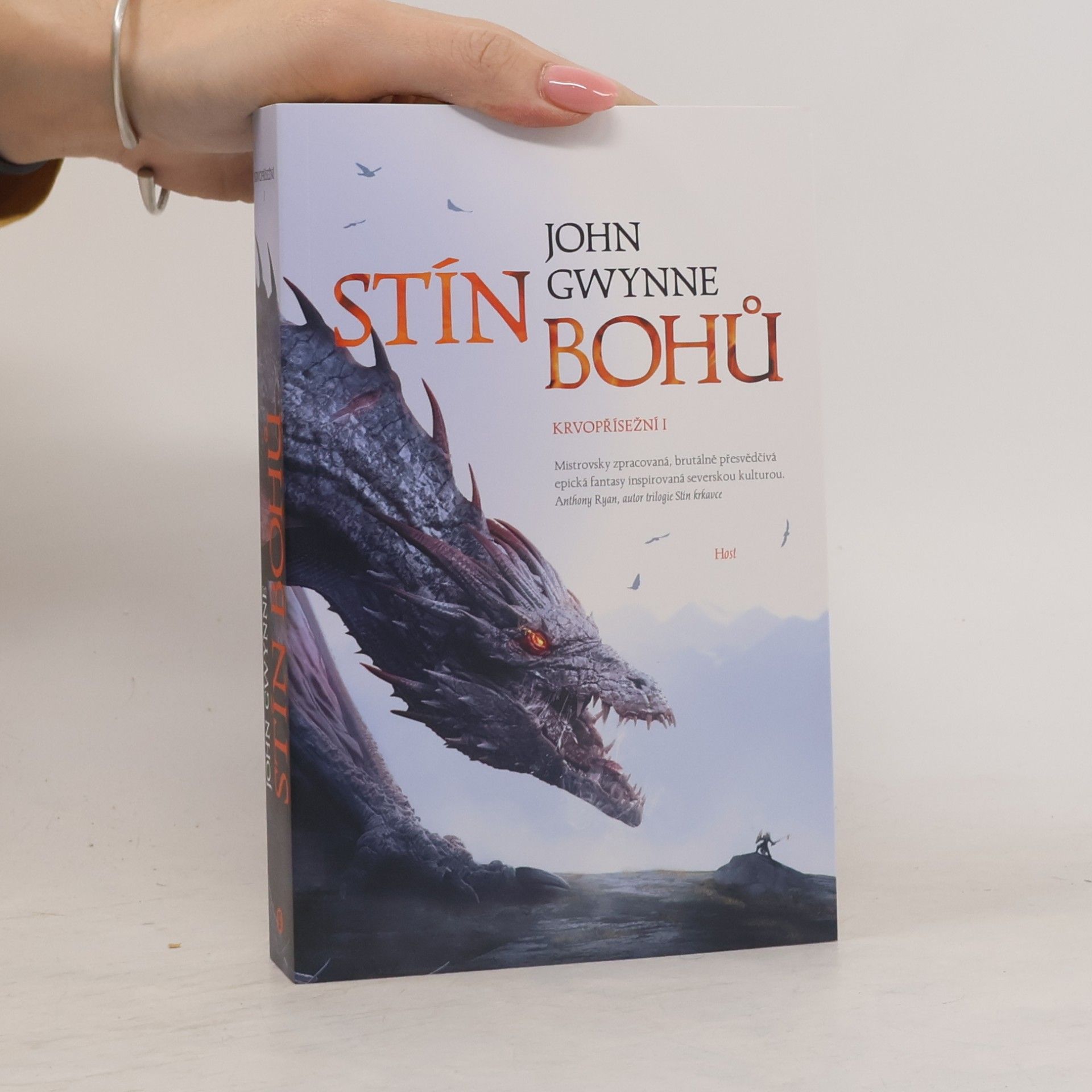 John Gwynne Stín bohů (Krvopřísežní I.)