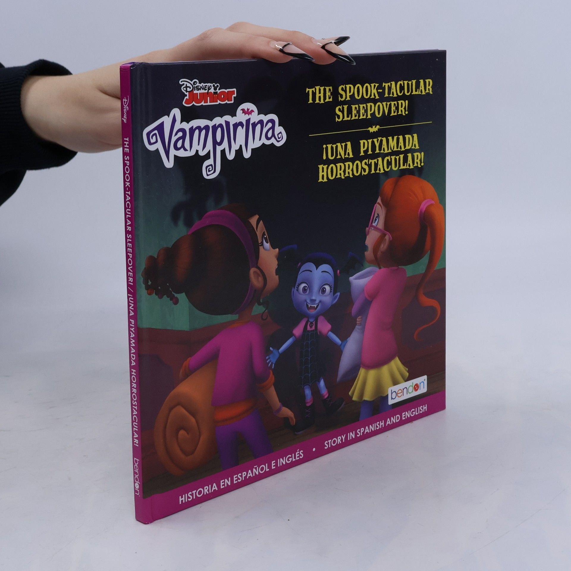 kolektiv Vampirina: The Spook-tacular Sleepover!