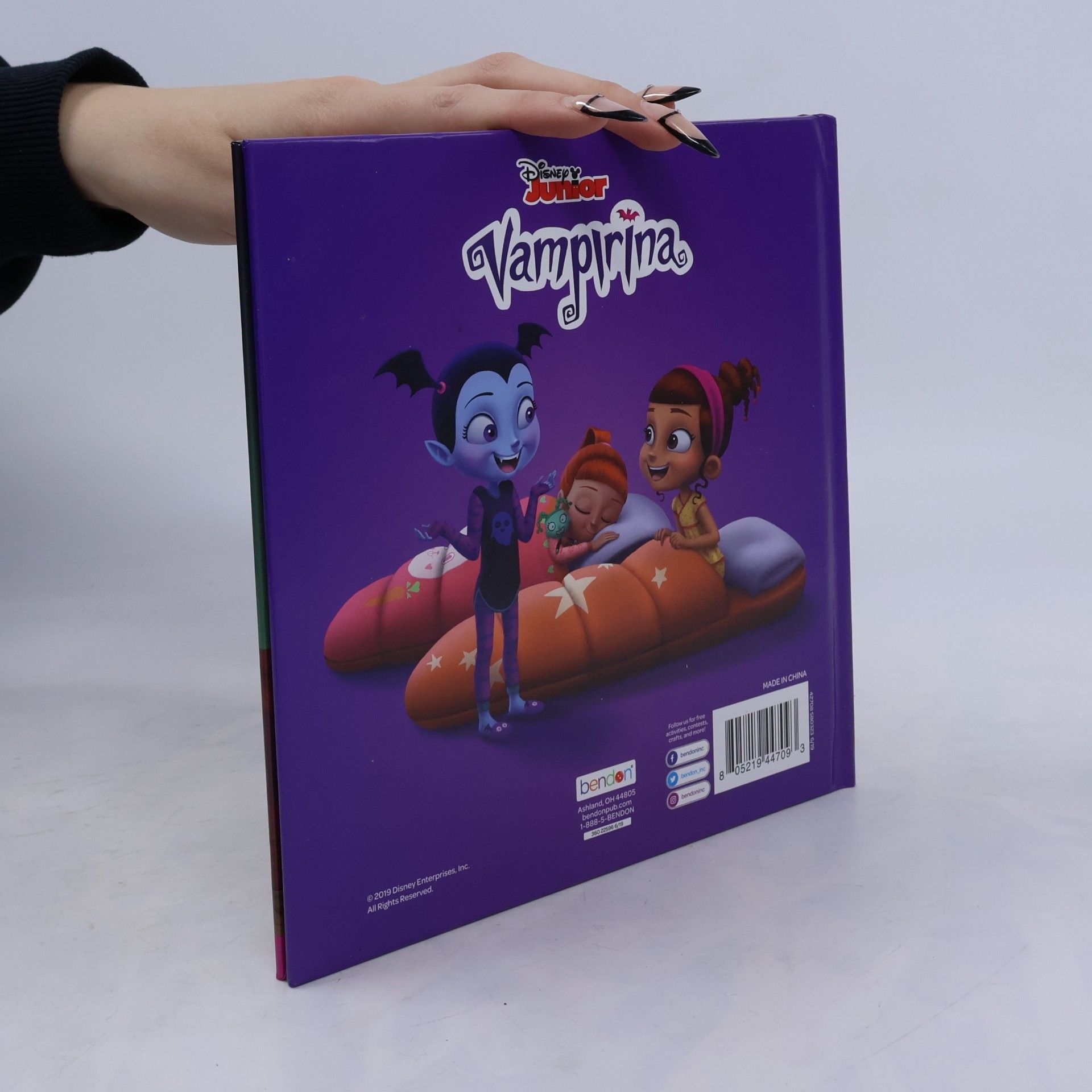 kolektiv Vampirina: The Spook-tacular Sleepover!
