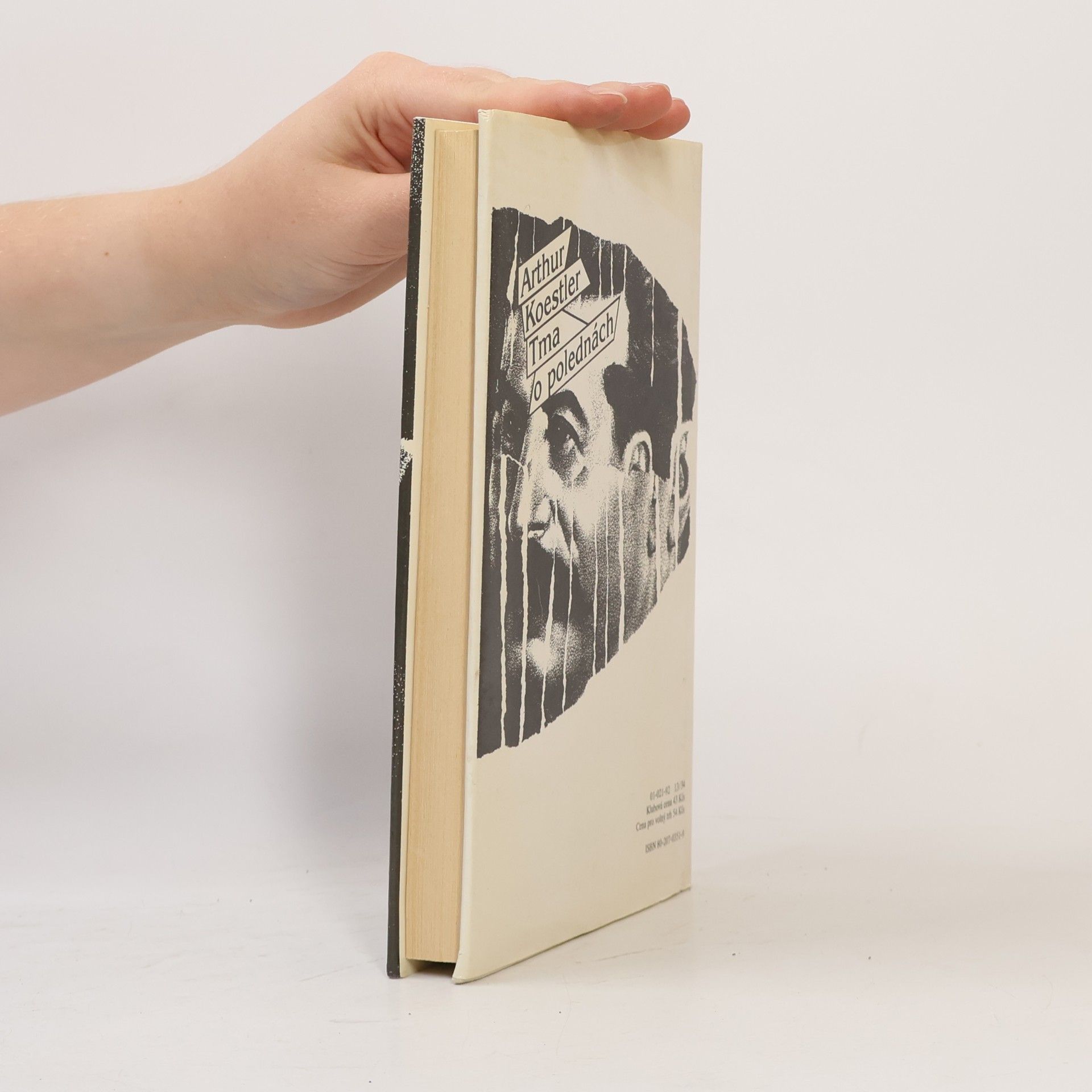 Arthur Koestler Tma o polednách