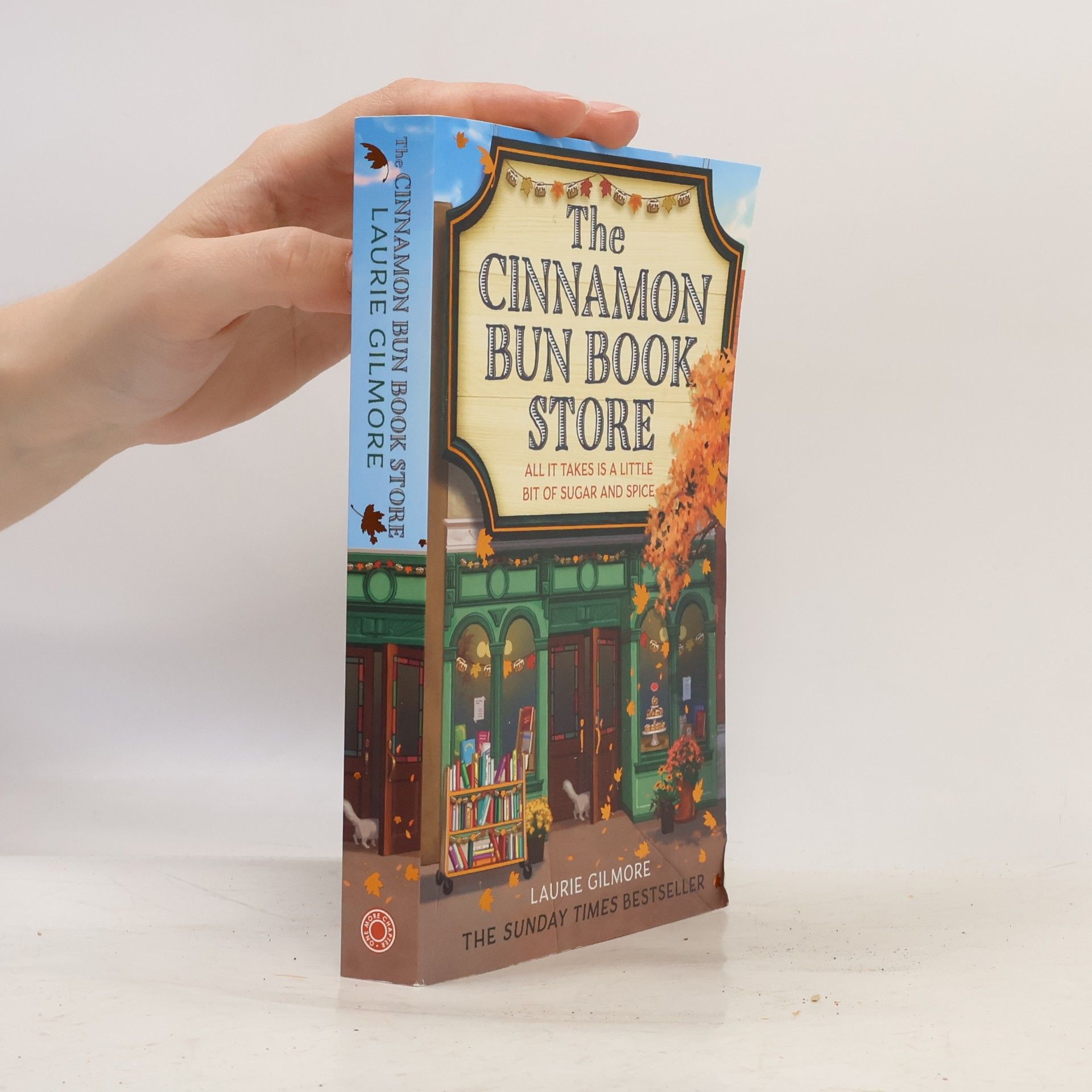 Laurie Gilmore The Cinamon Bun Book Store
