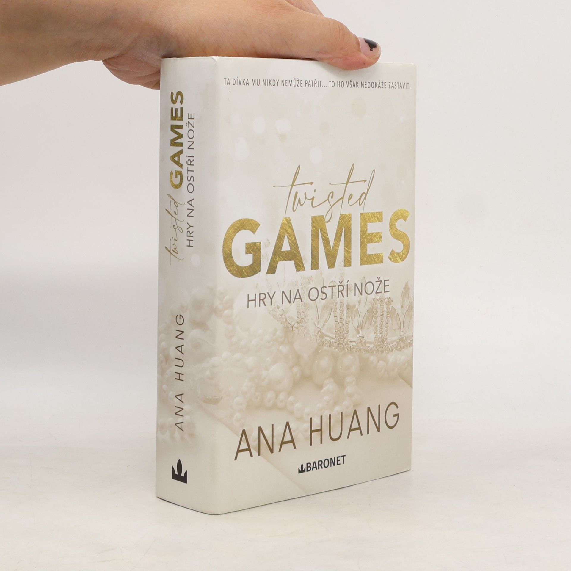 Ana Huang Twisted games. Hry na ostří nože