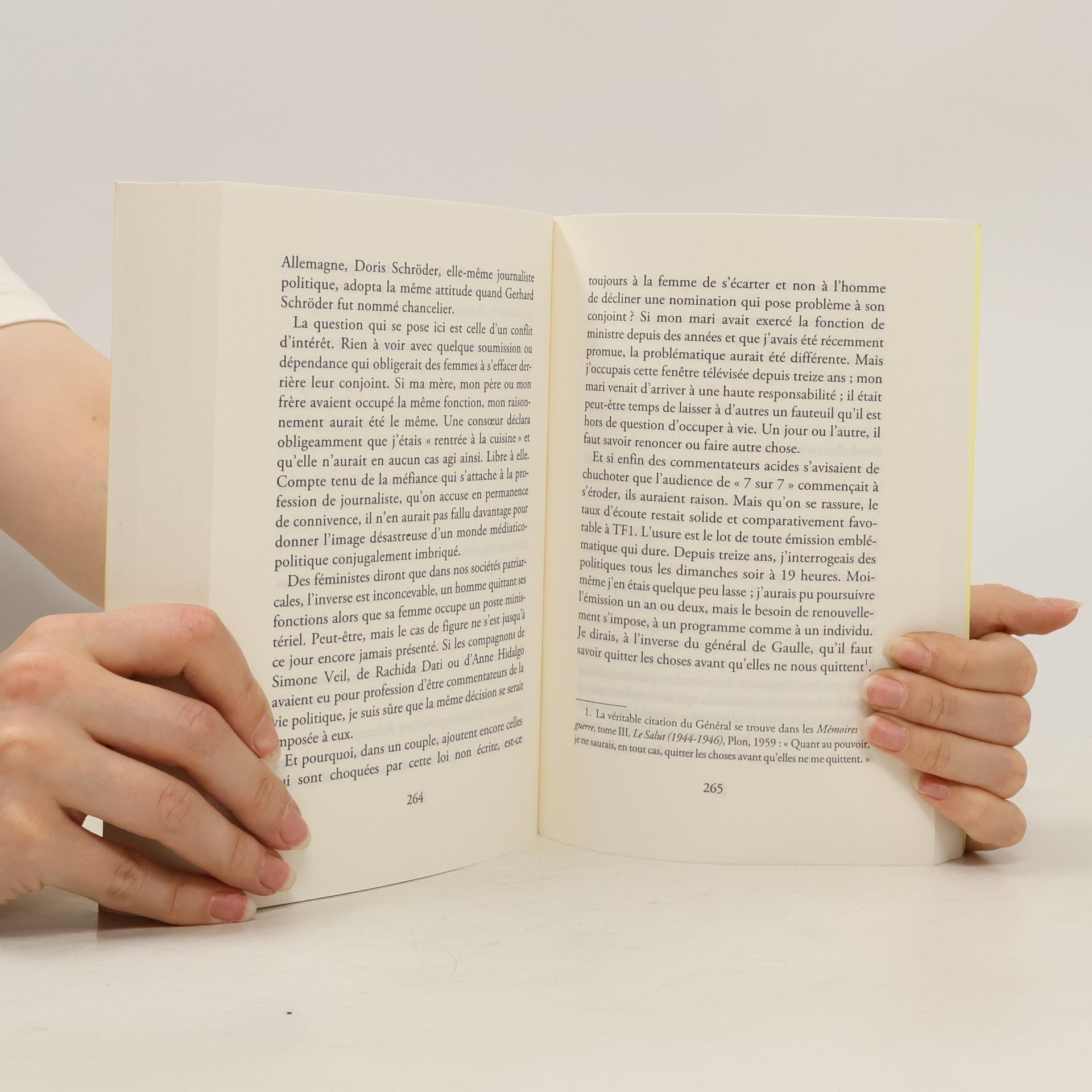 Anne Sinclair Passé composé