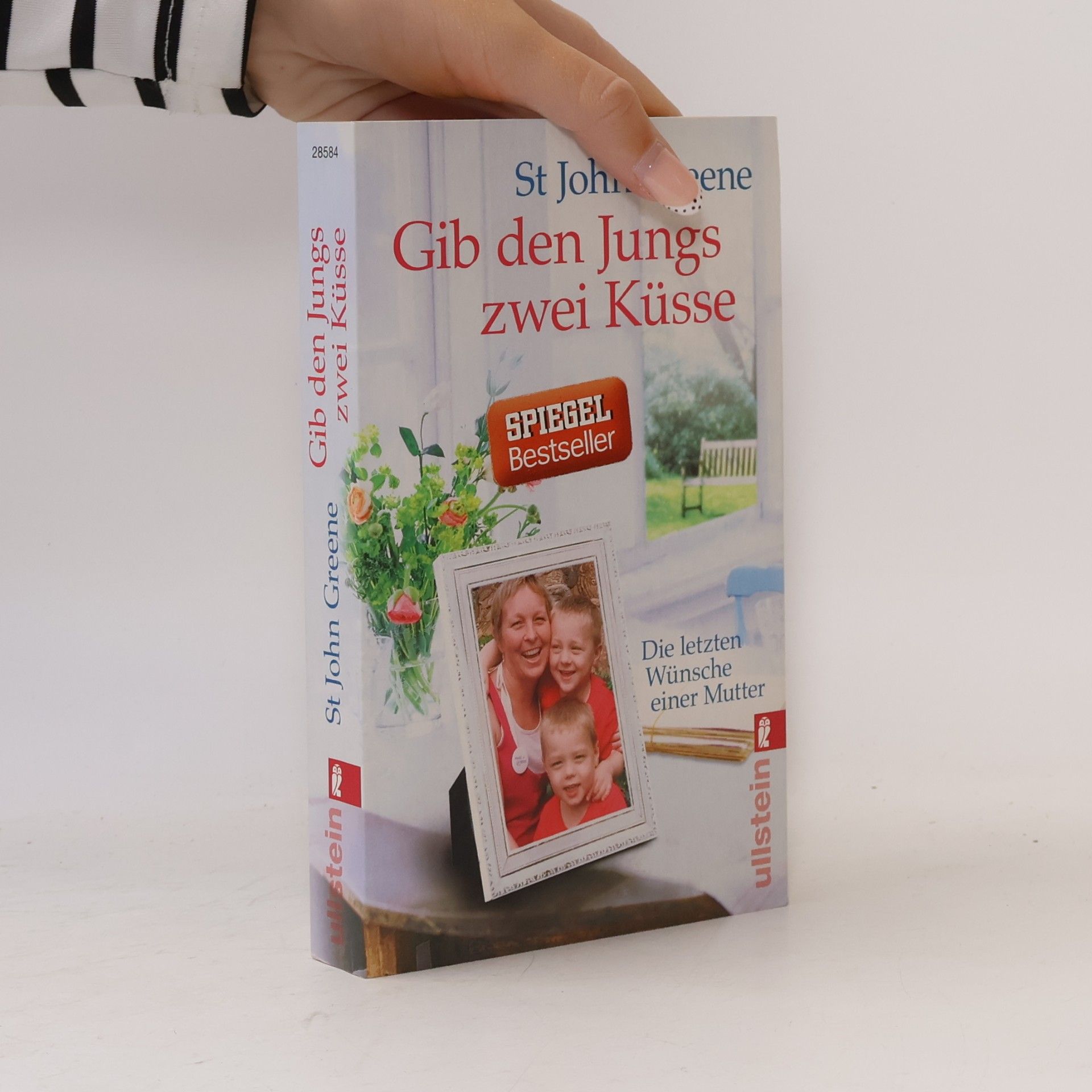 St John Greene Gib den Jungs zwei Küsse
