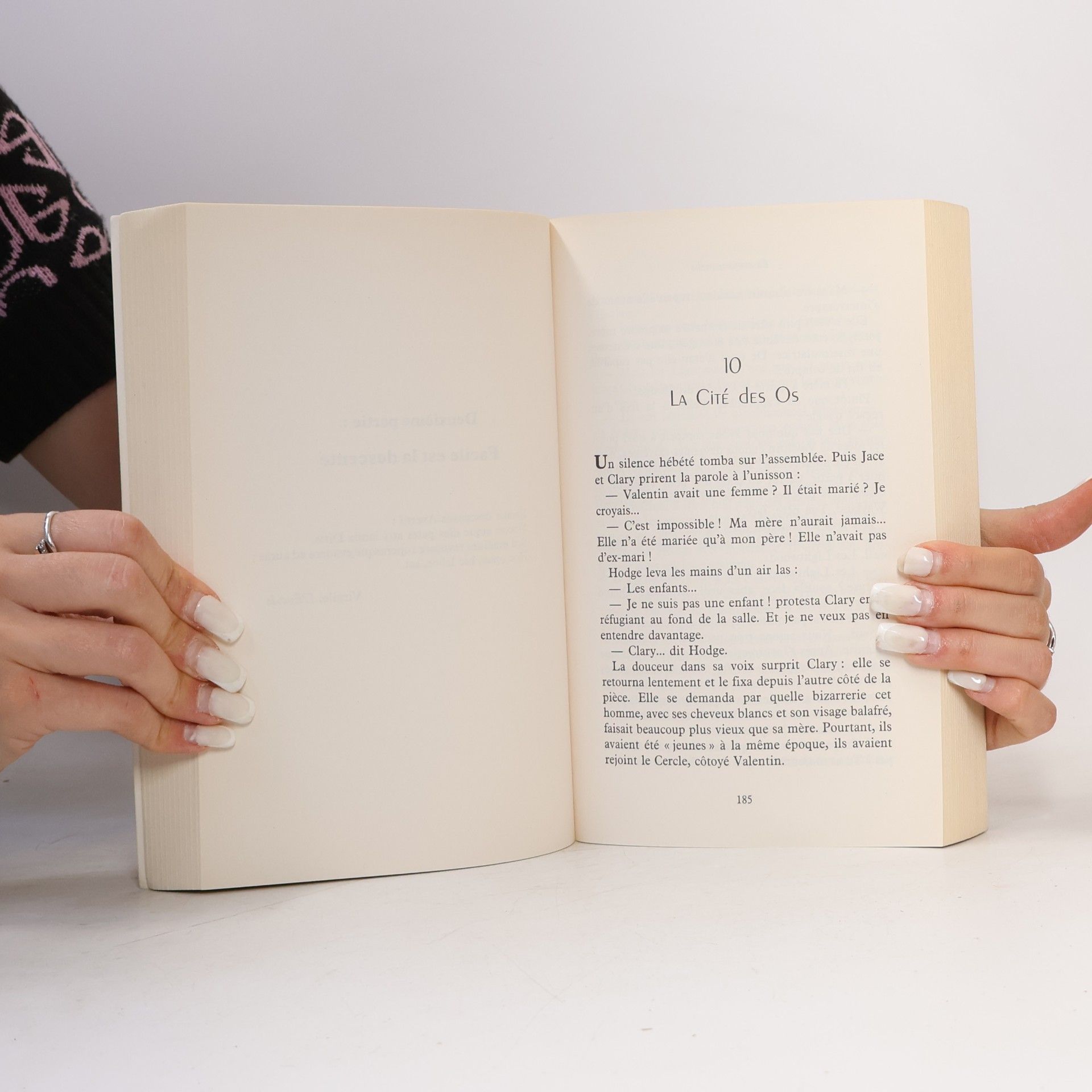 Julie Lafon La Cité des Ténèbres - 1: La Coupe Mortelle