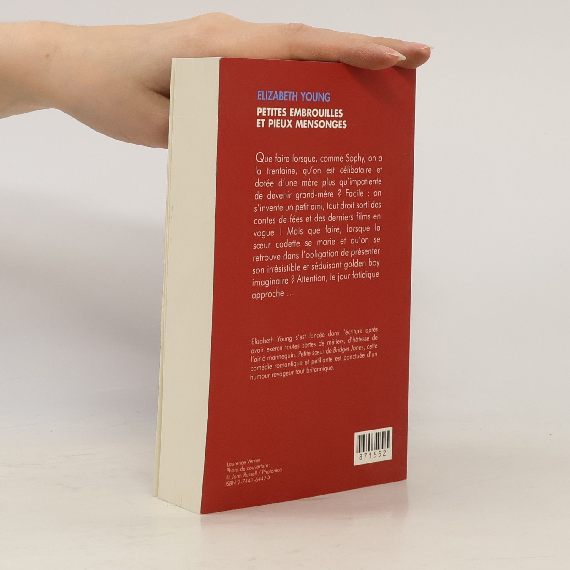 Elizabeth Young Petites embrouilles et pieux mensonges