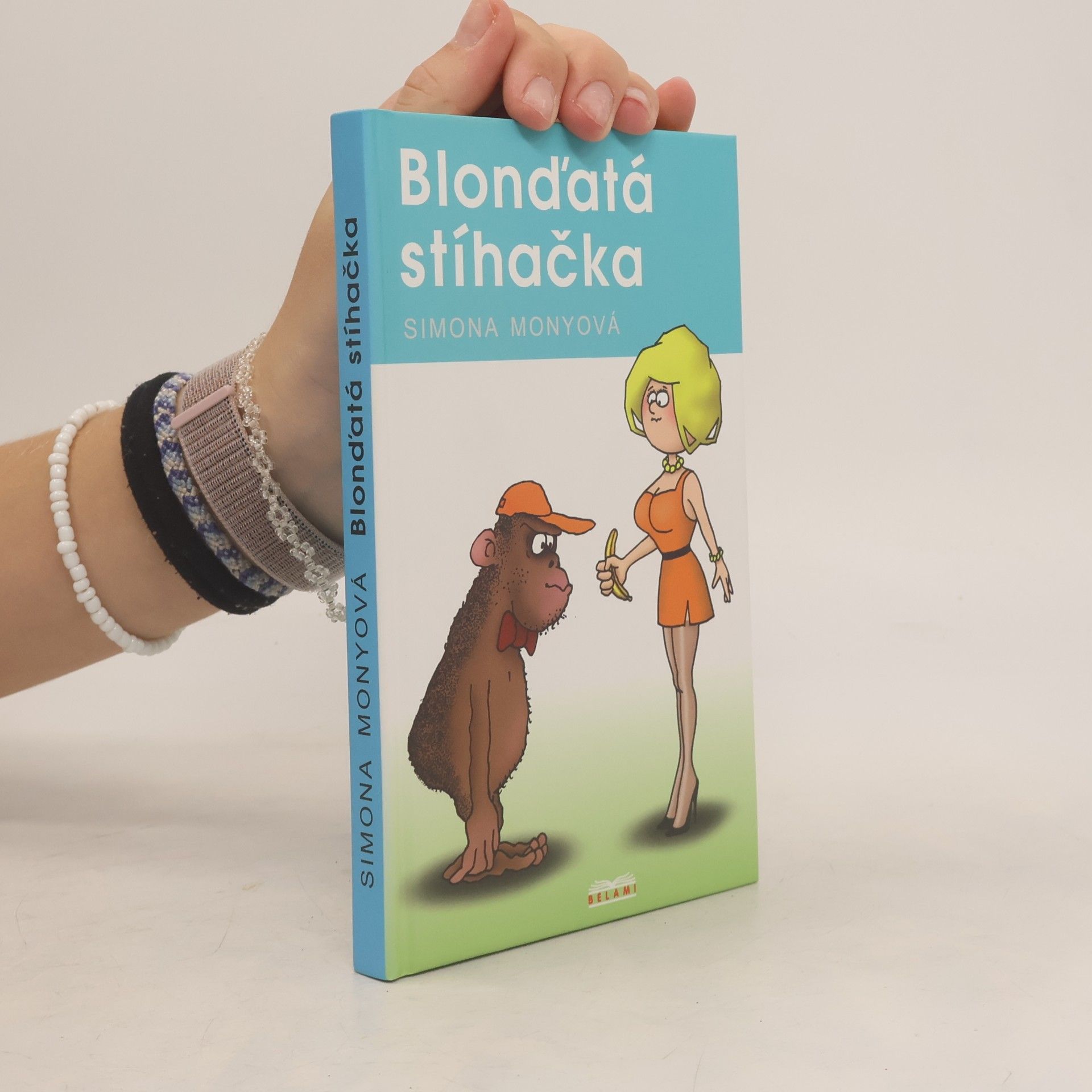 Blonďatá stíhačka