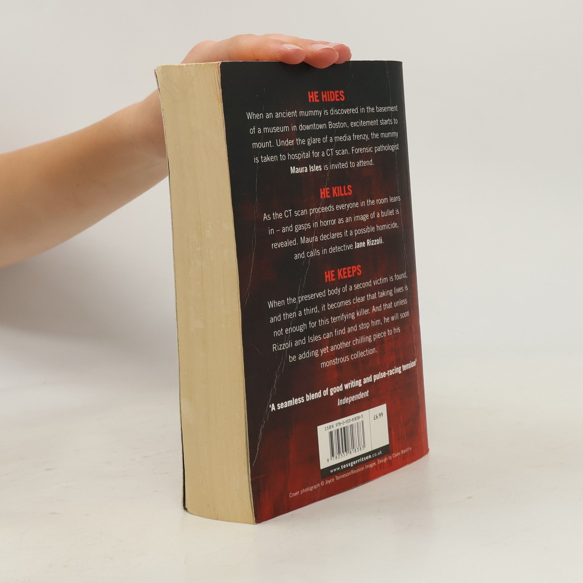 Tess Gerritsen Keeping the dead