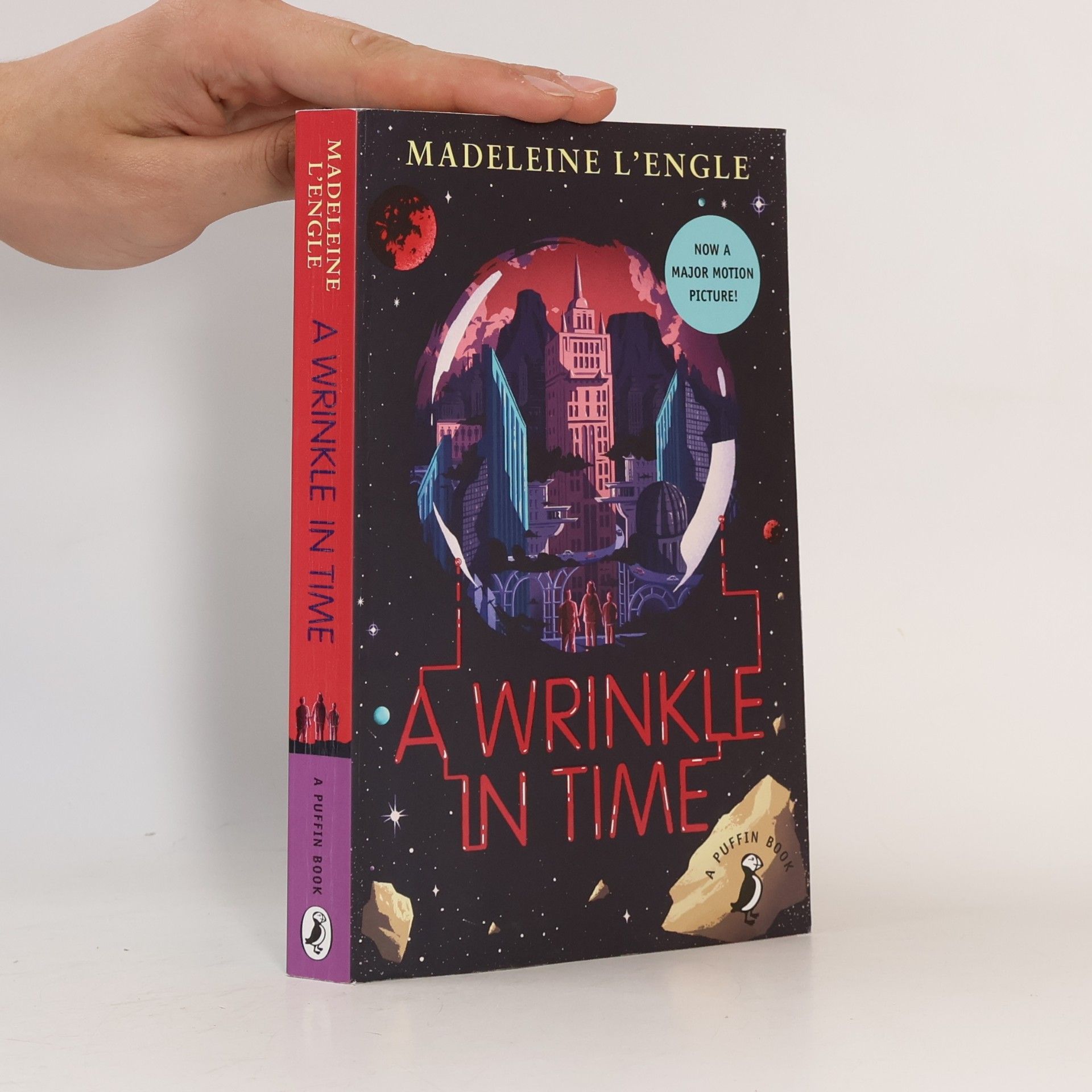 Madeleine L’Engle A wrinkle in time