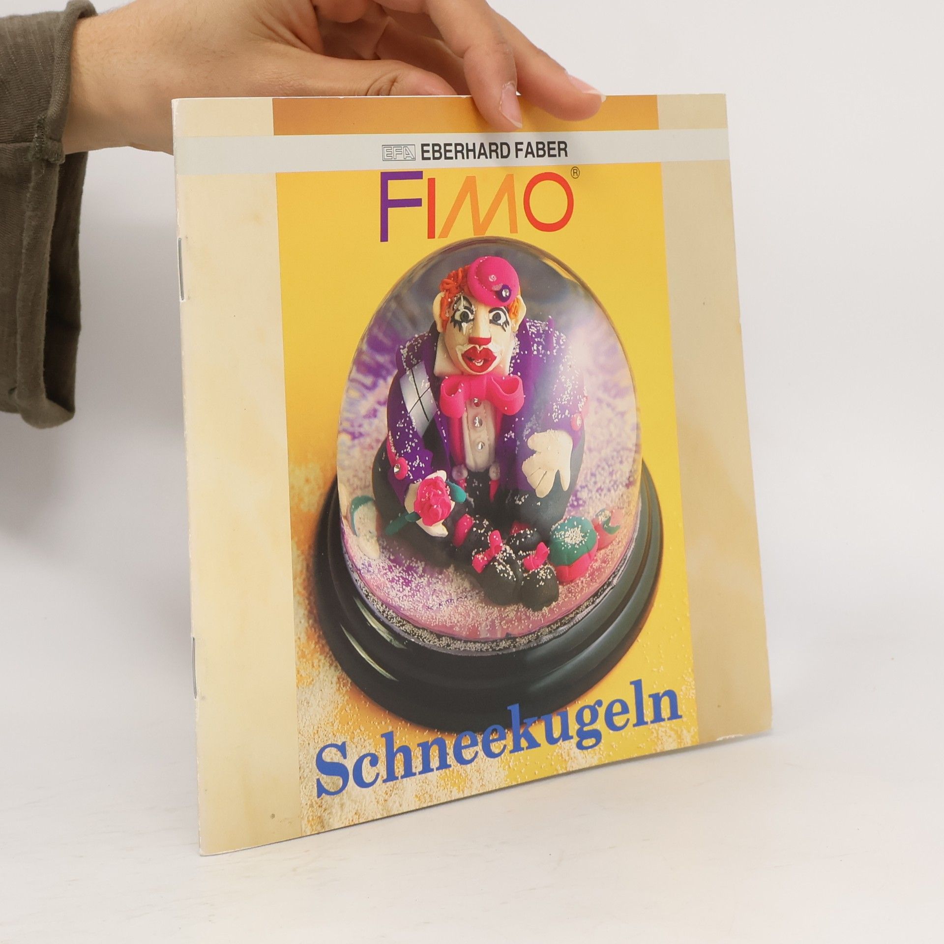 kolektiv Fimo. Schneekugeln