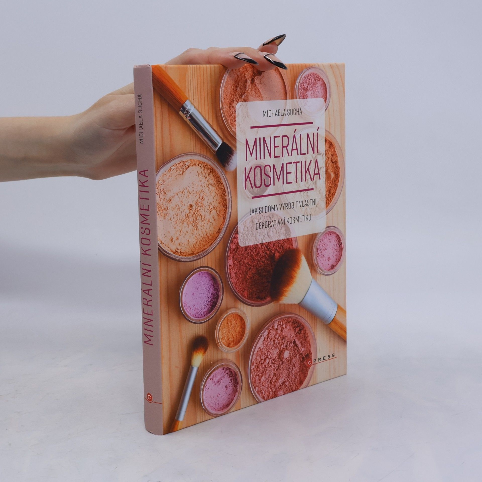 Michaela Suchá Minerální kosmetika