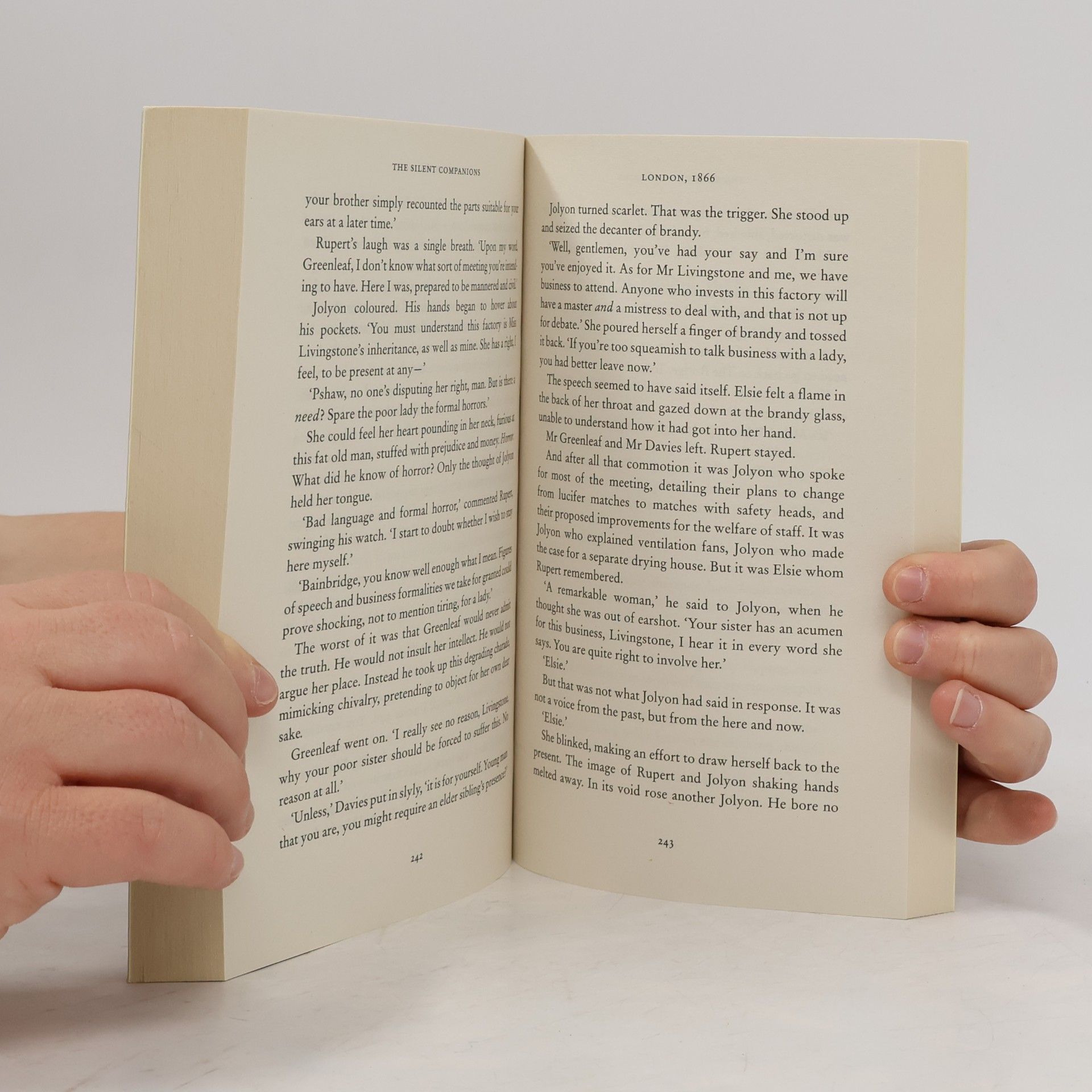 Laura Purcell The silent companions : a ghost story