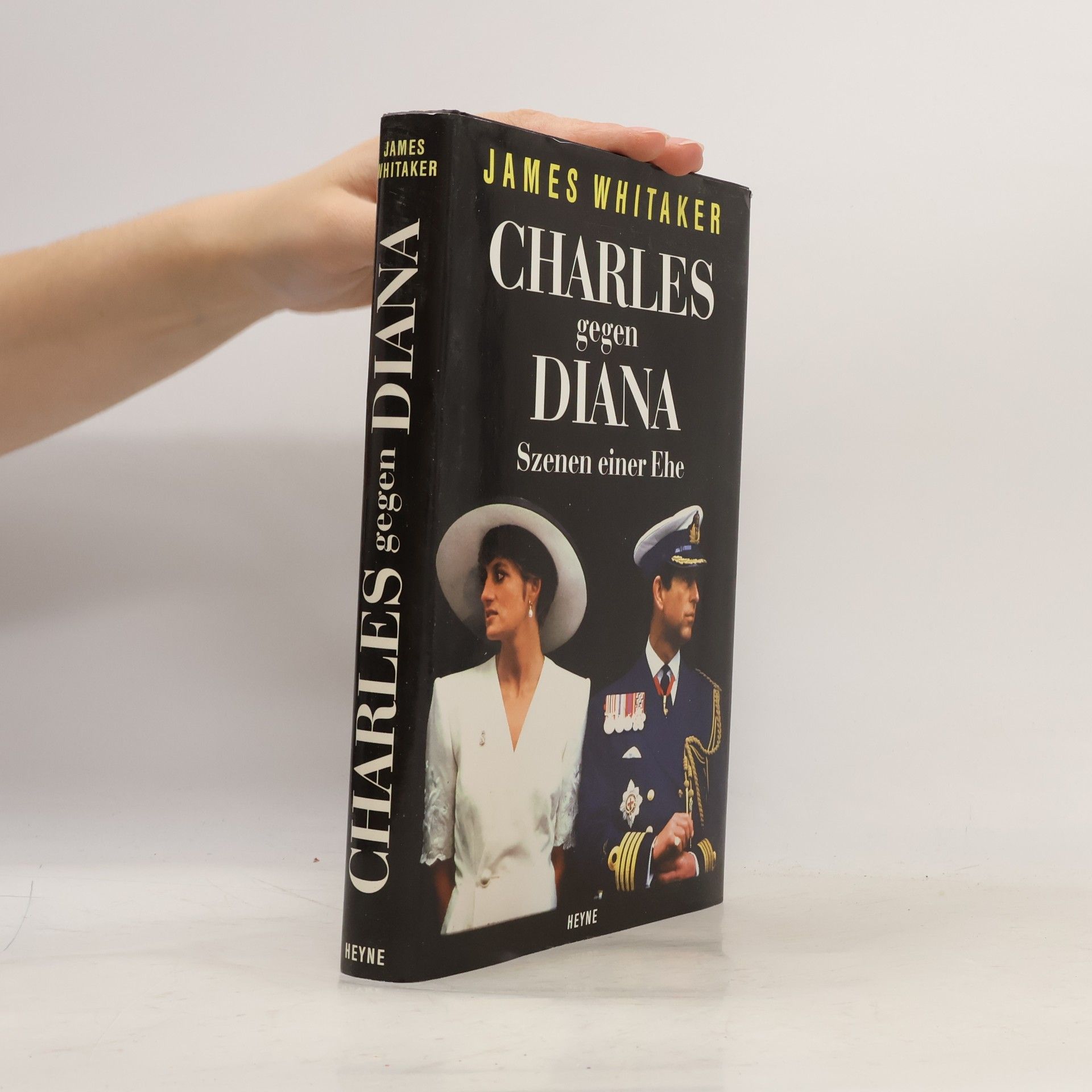 James Whitaker Charles gegen Diana