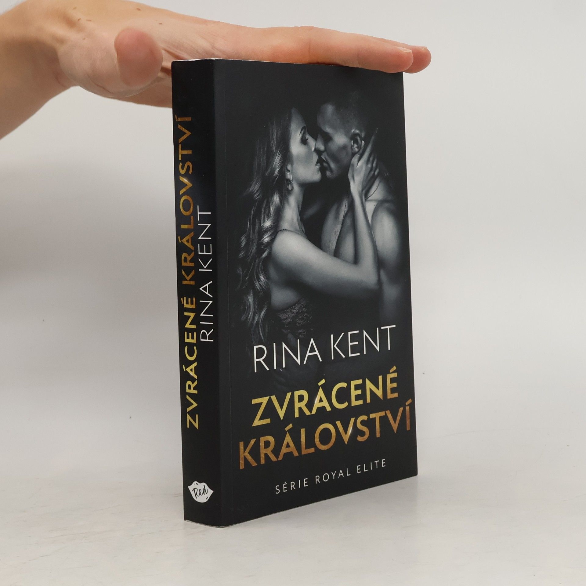 Rina Kent Zvrácené království