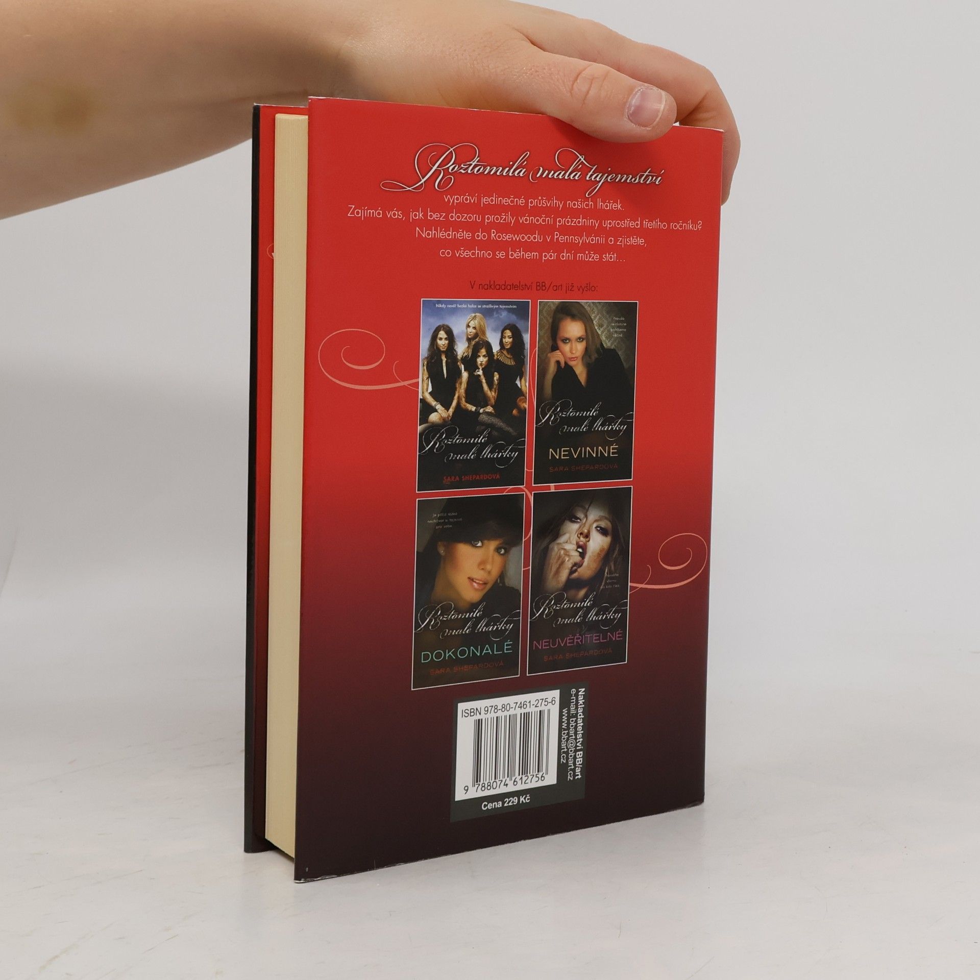 Sara Shepard Roztomilá malá tajemství