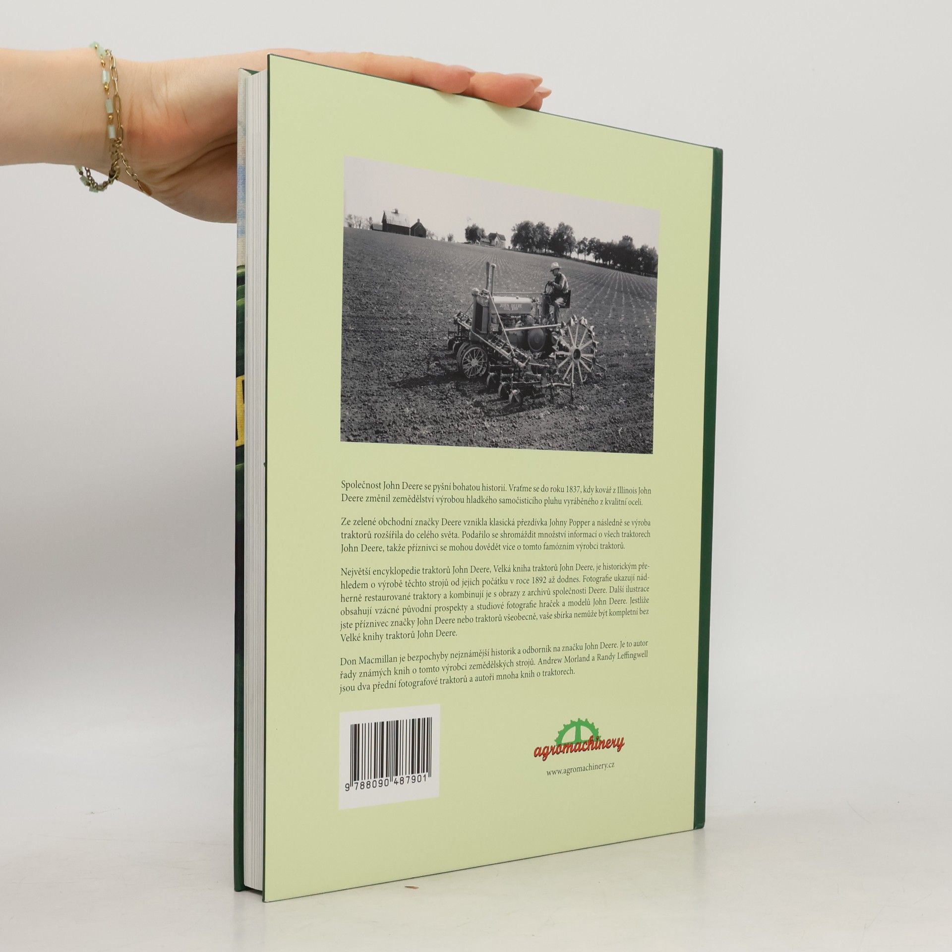 Don Macmillan Velká kniha traktorů John Deere