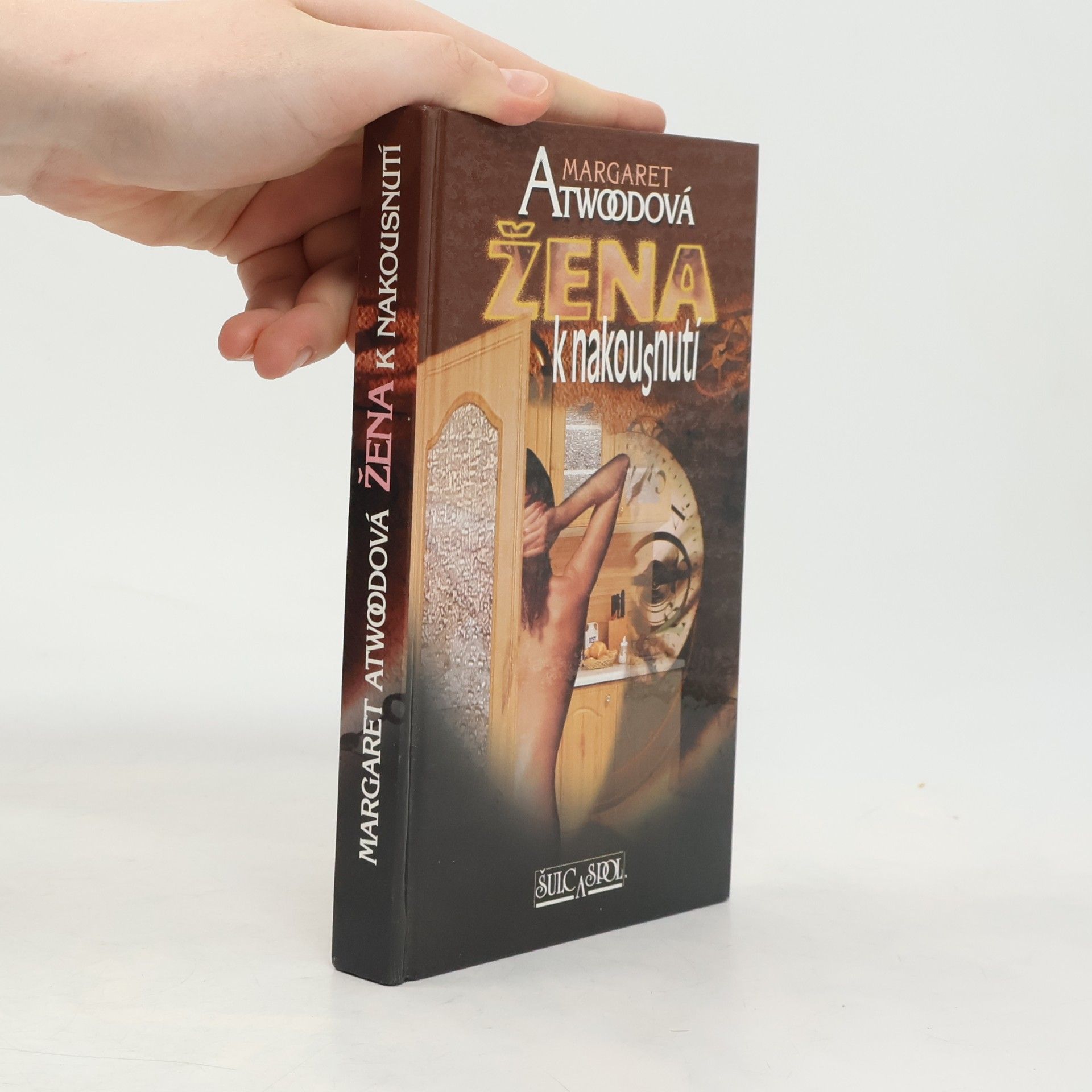 Margaret Atwoodová Žena k nakousnutí