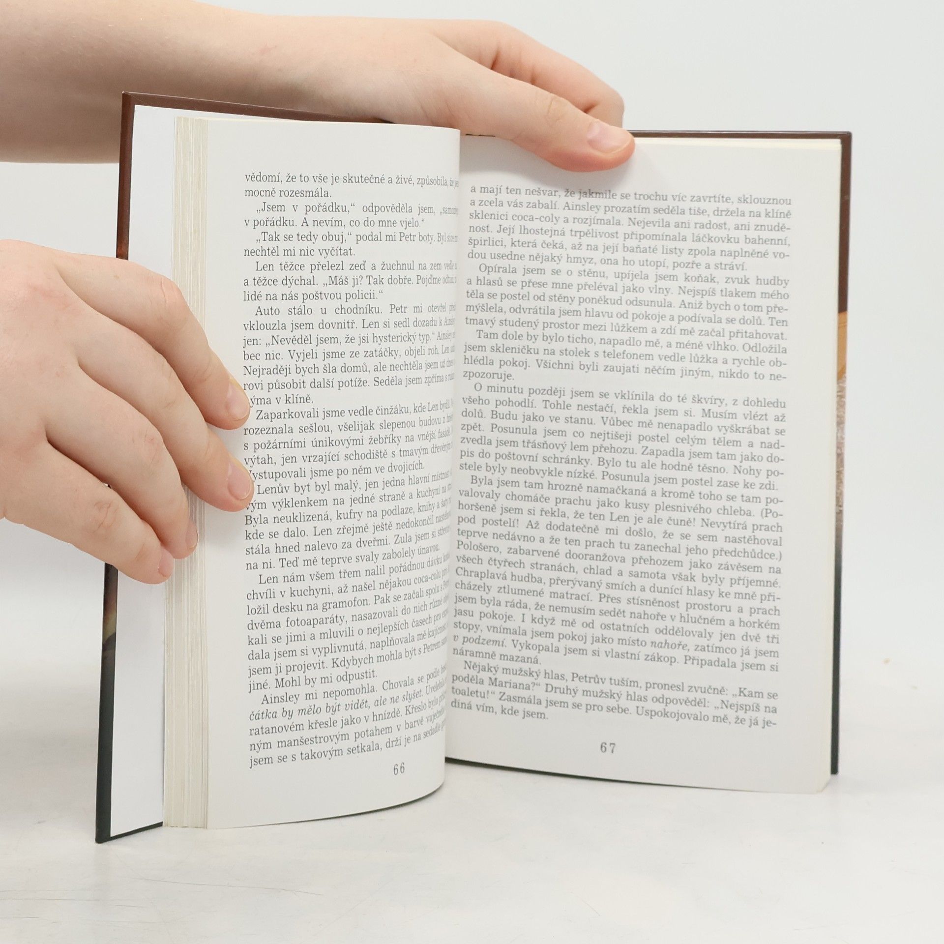 Margaret Atwood Žena k nakousnutí