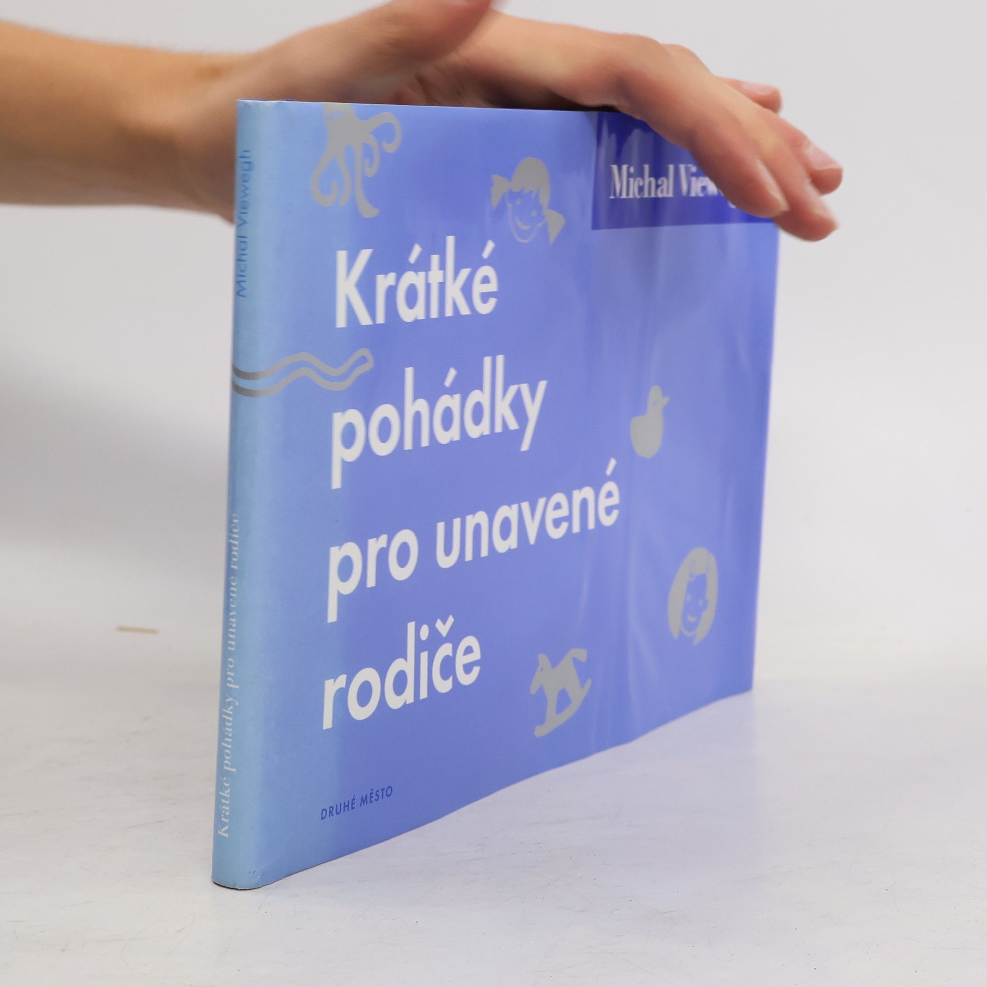 Krátké pohádky pro unavené rodiče