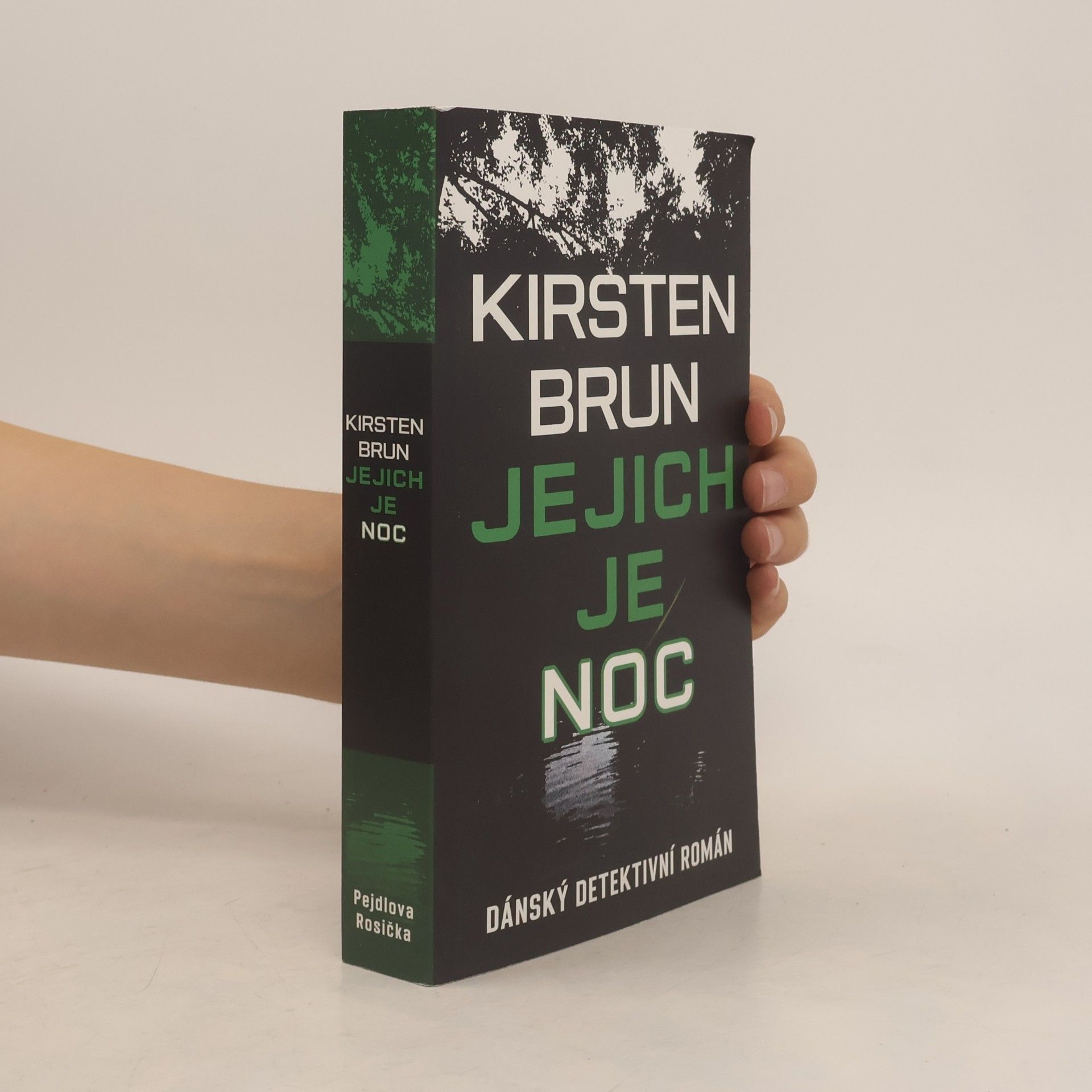 Jejich je noc