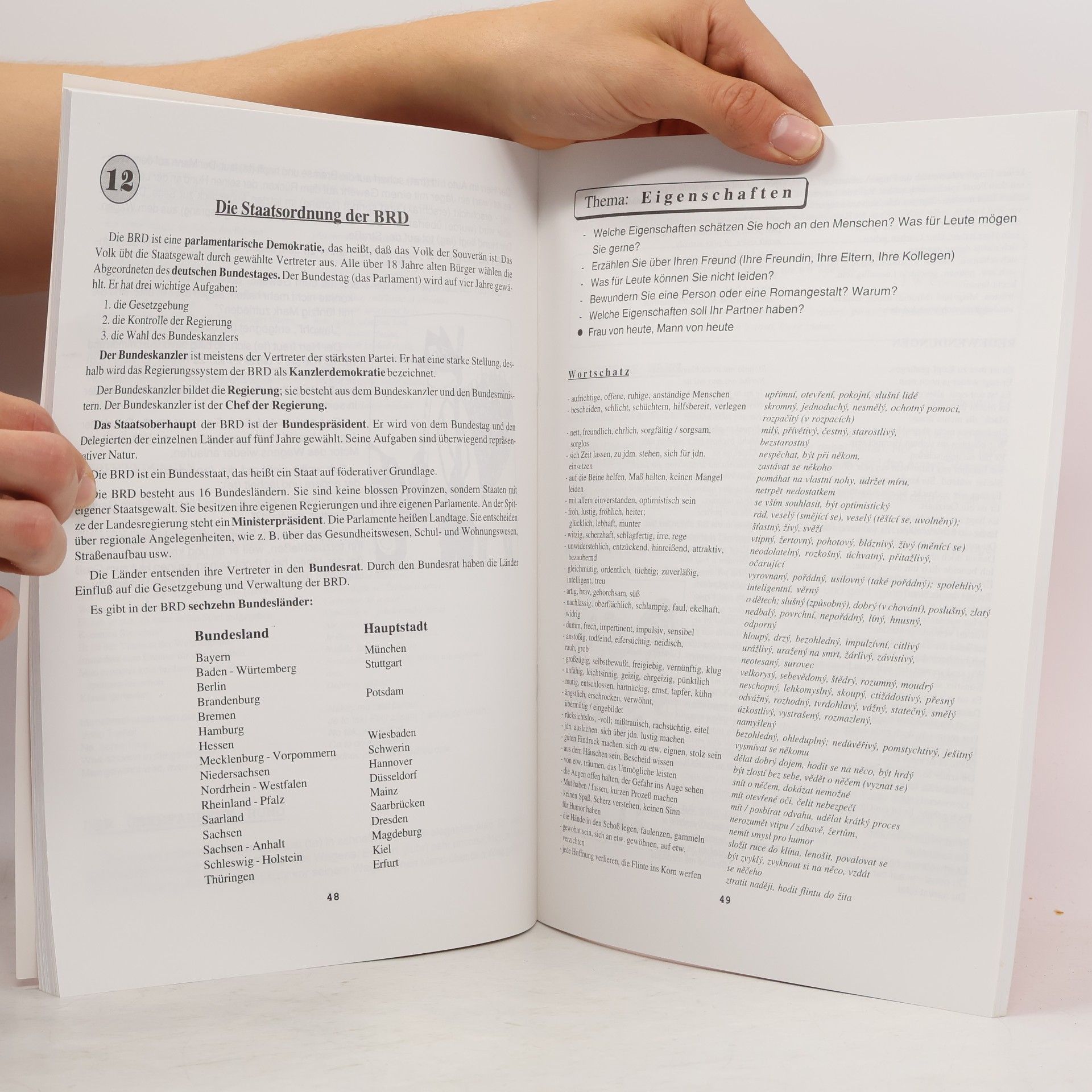 Veronika Jurdíková Tatsachen und Themen : příprava na maturitní a státní zkoušky z německého jazyka