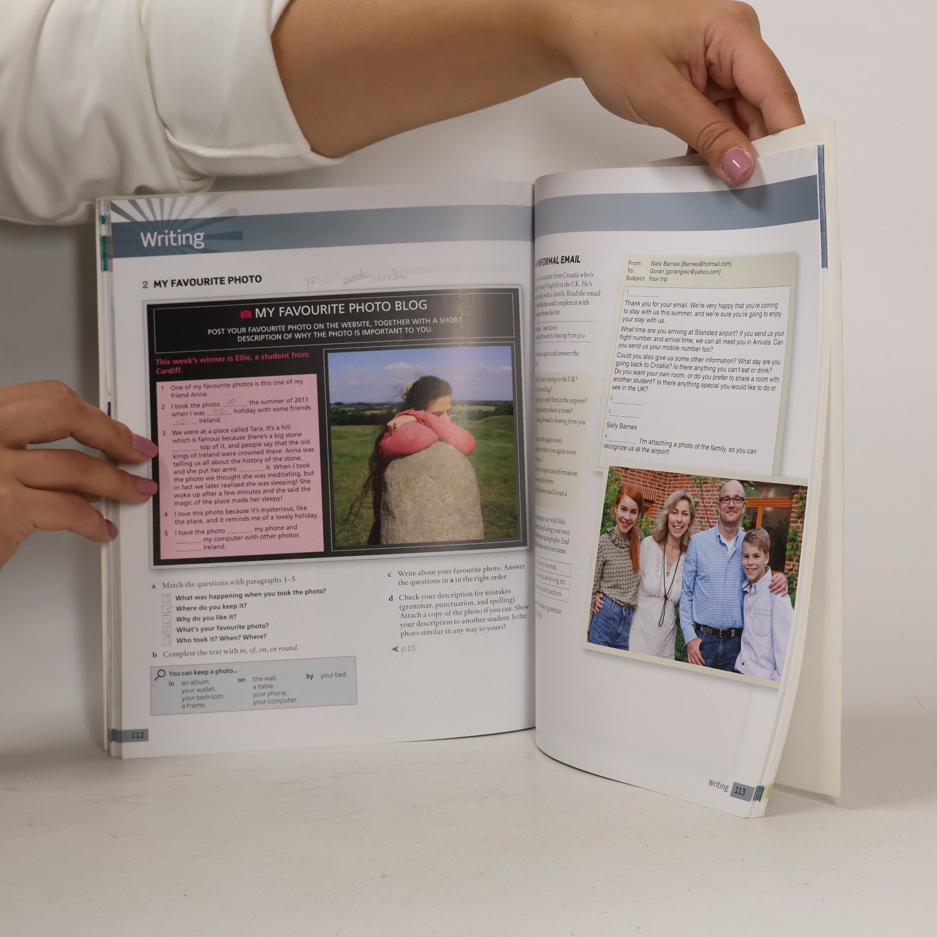 Paul Seligson English file. Pre-intermediate. Student's book