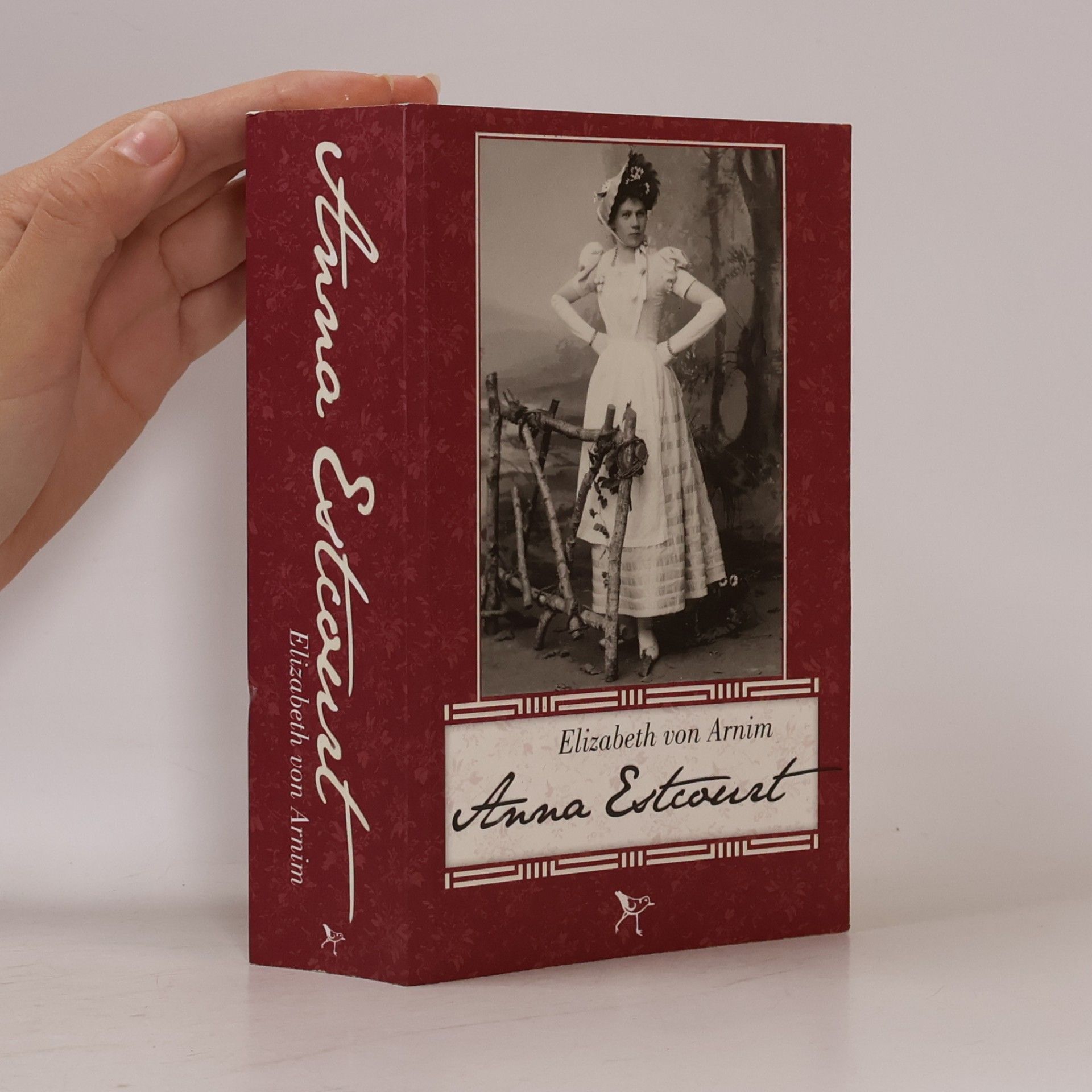 Elizabeth von Arnim Anna Estcourt