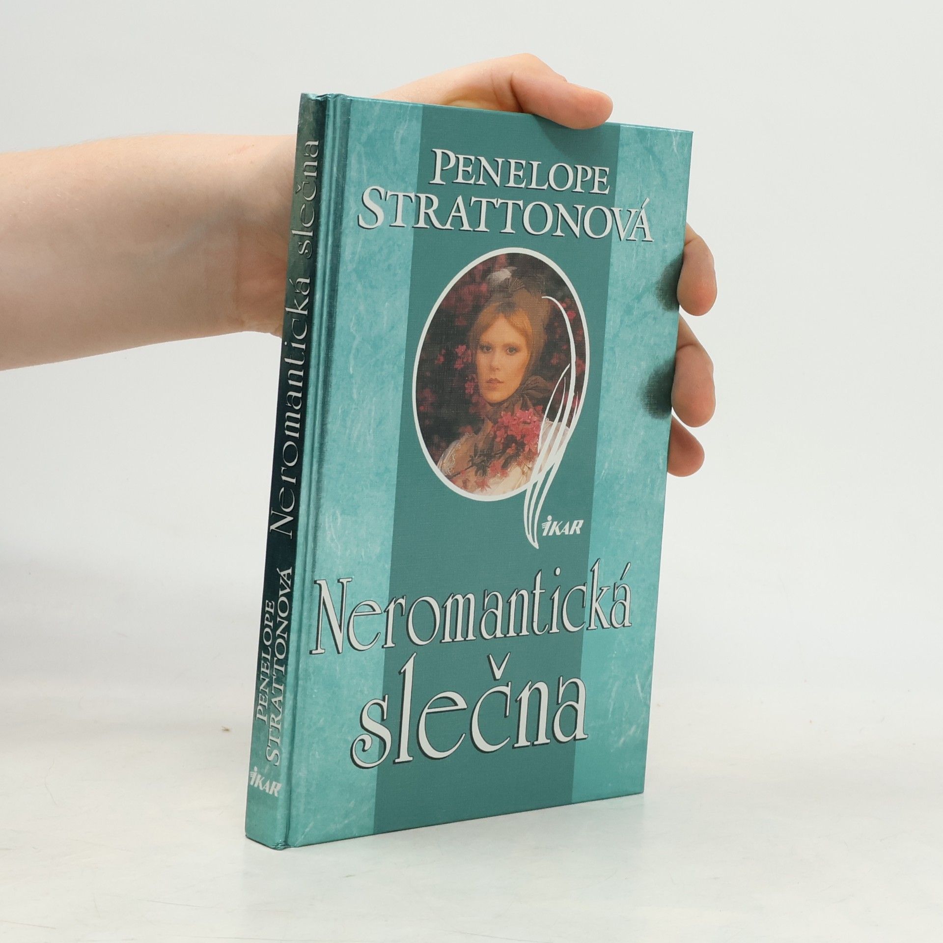 Penelope Stratton Neromantická slečna