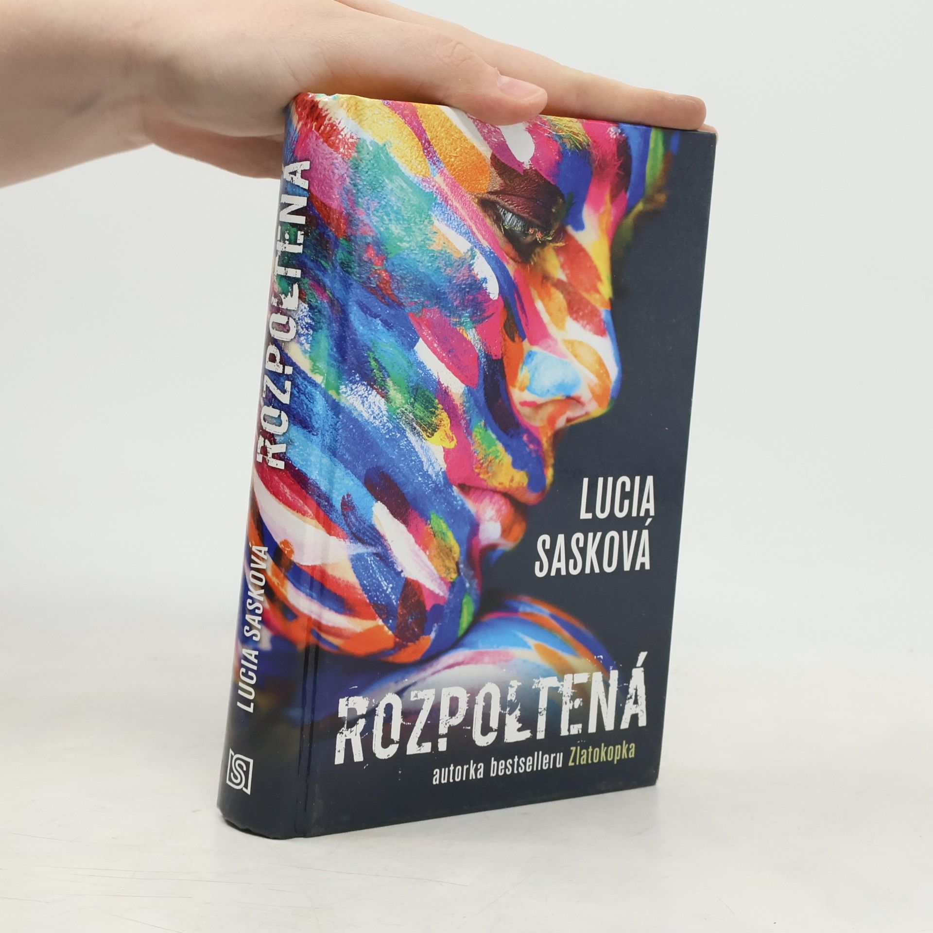 Lucia Sasková Rozpoltená
