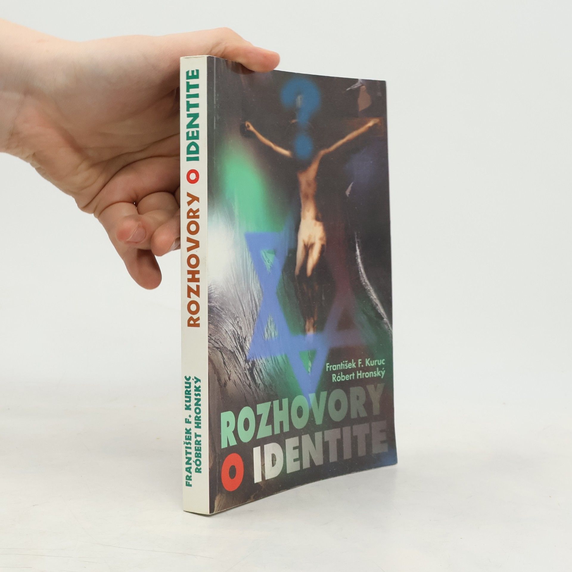 Róbert Hronský Rozhovory o identite