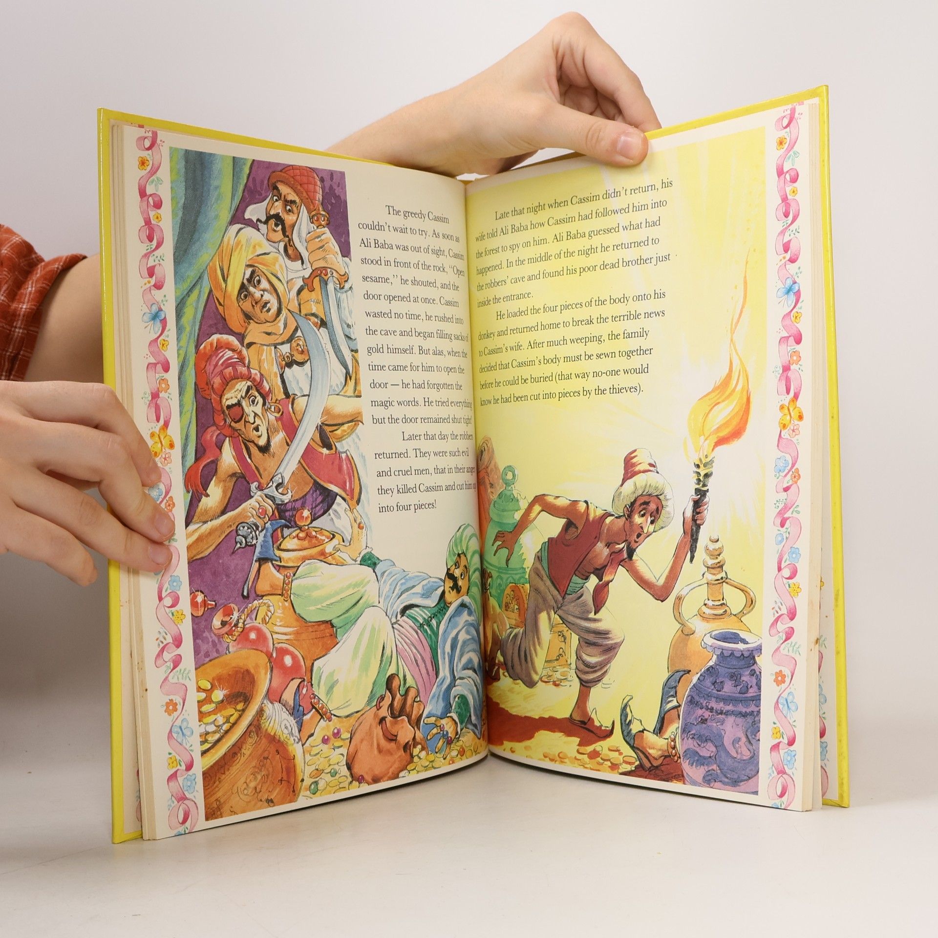 Ann McKie A Treasury of Favourite Tales
