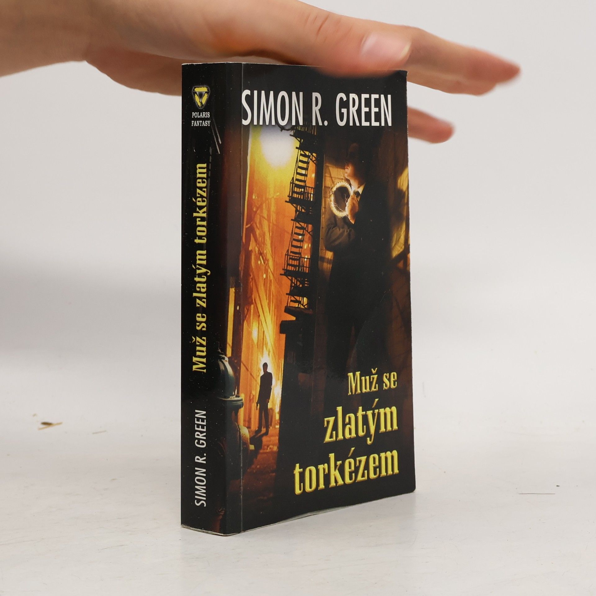 Simon R. Green Muž se zlatým torkézem