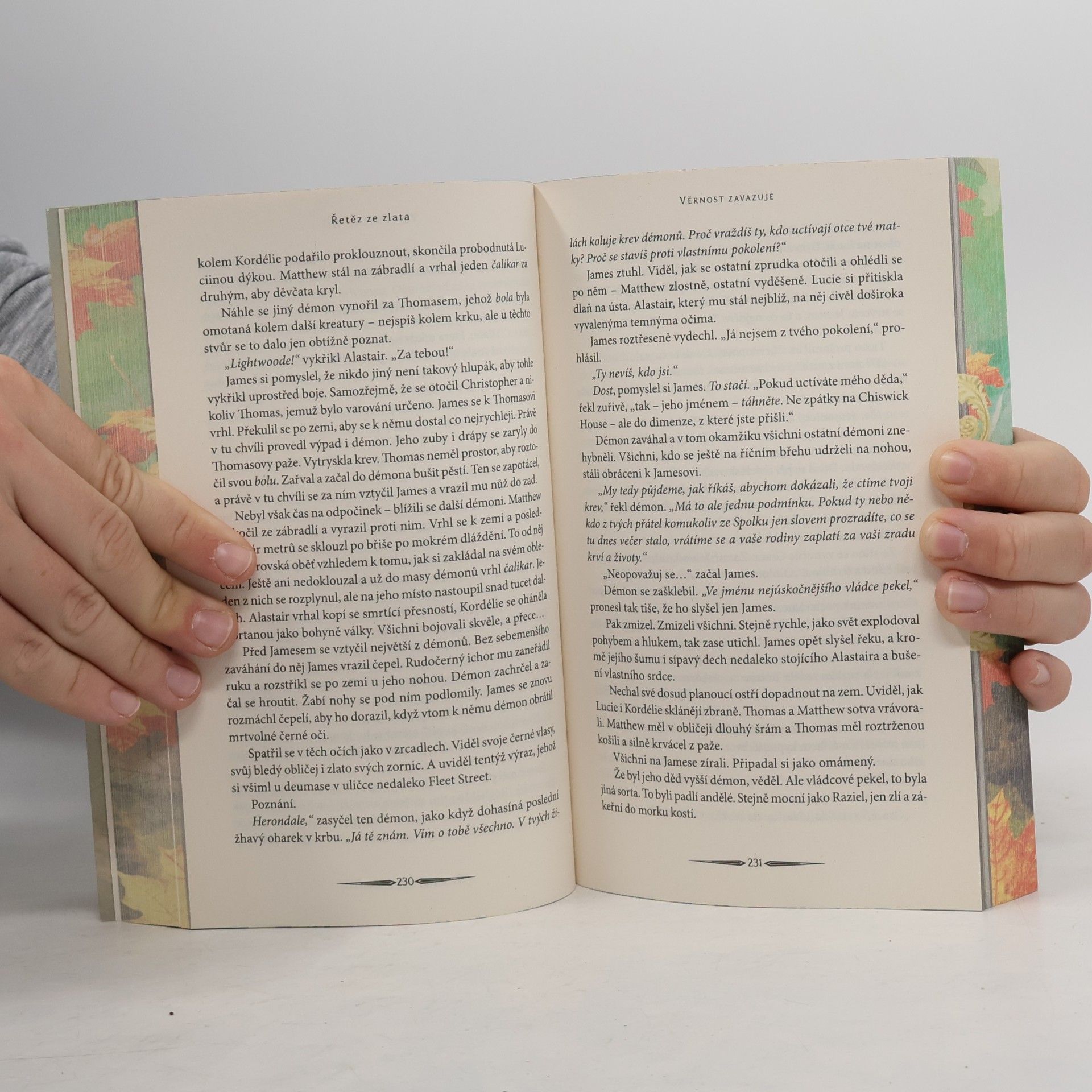 Cassandra Clare Poslední hodina 1. Řetěz ze zlata